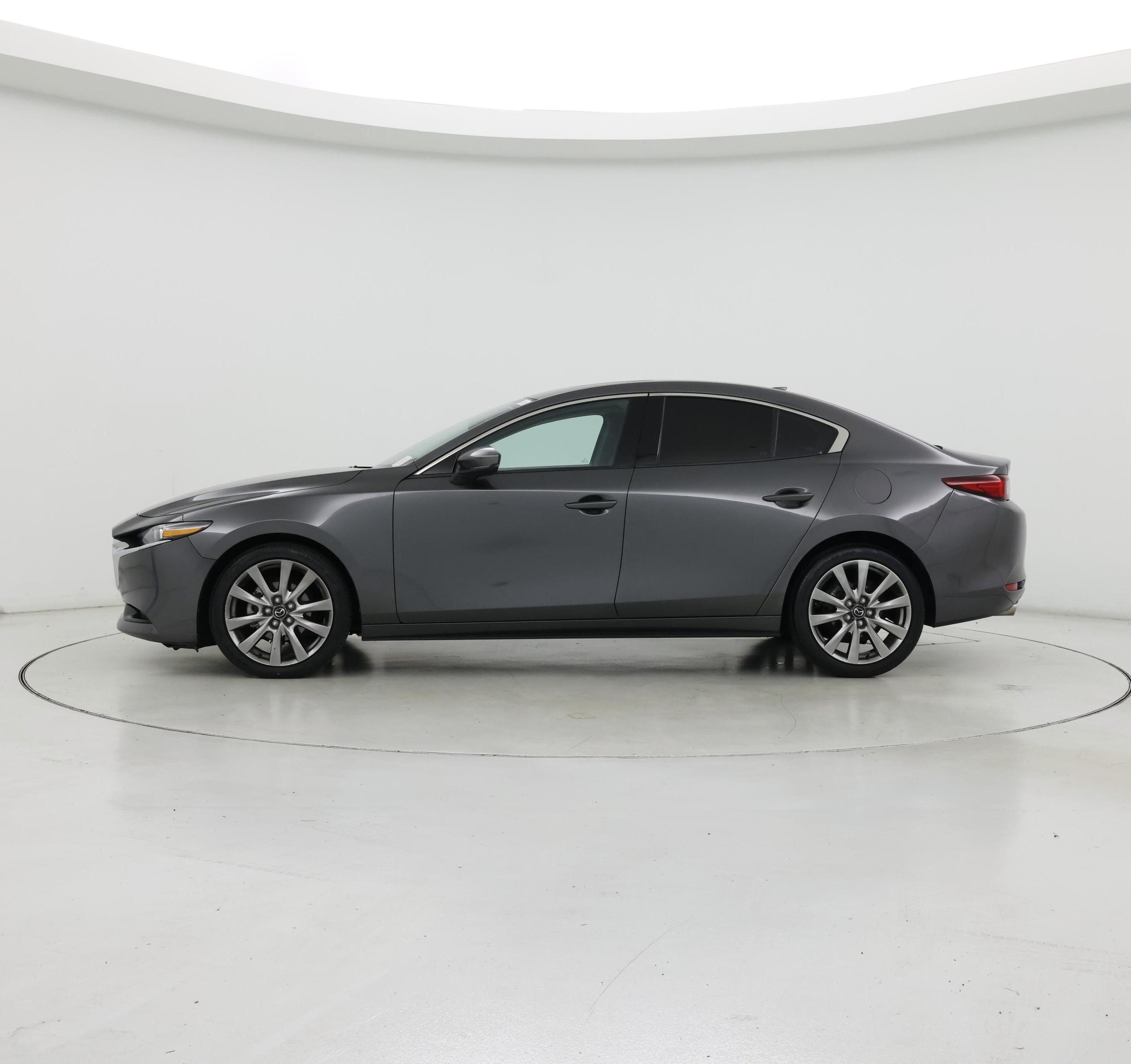 Thumbnail: 2022 Mazda Mazda3 - 3
