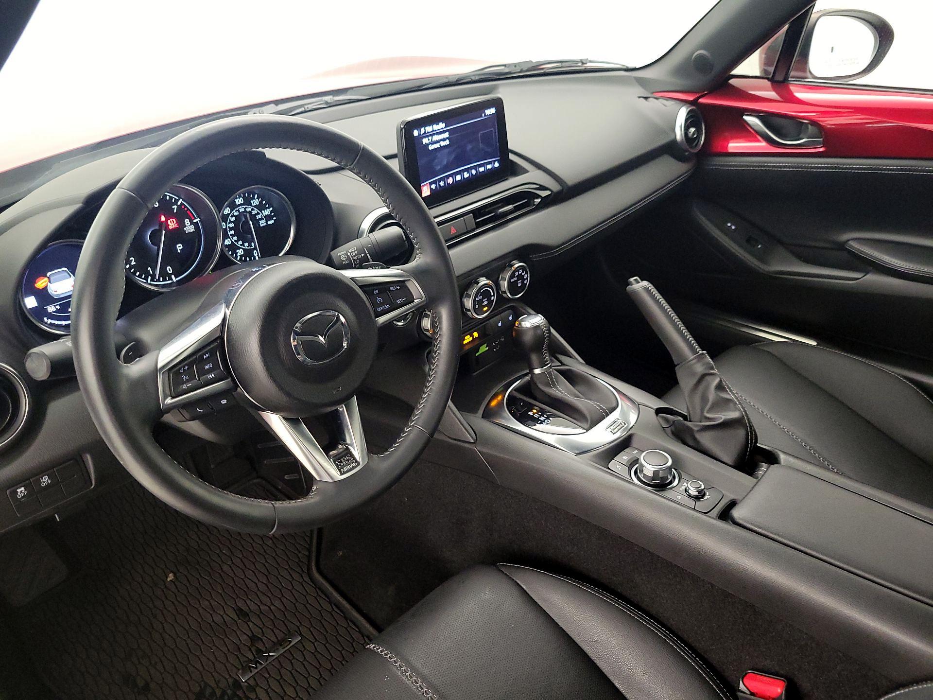 Thumbnail: 2022 Mazda MX-5 Miata - 9