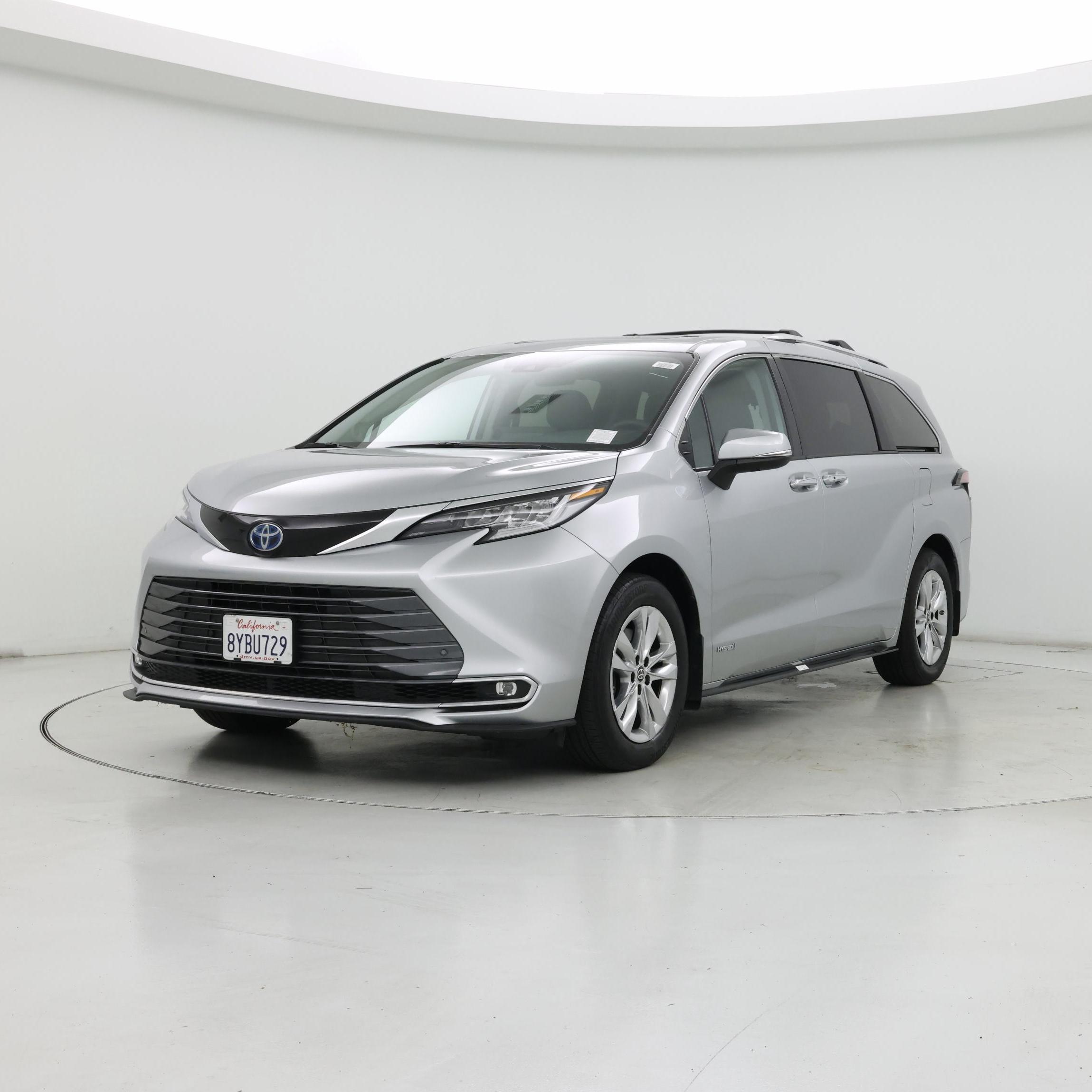 Thumbnail: 2021 Toyota Sienna - 4