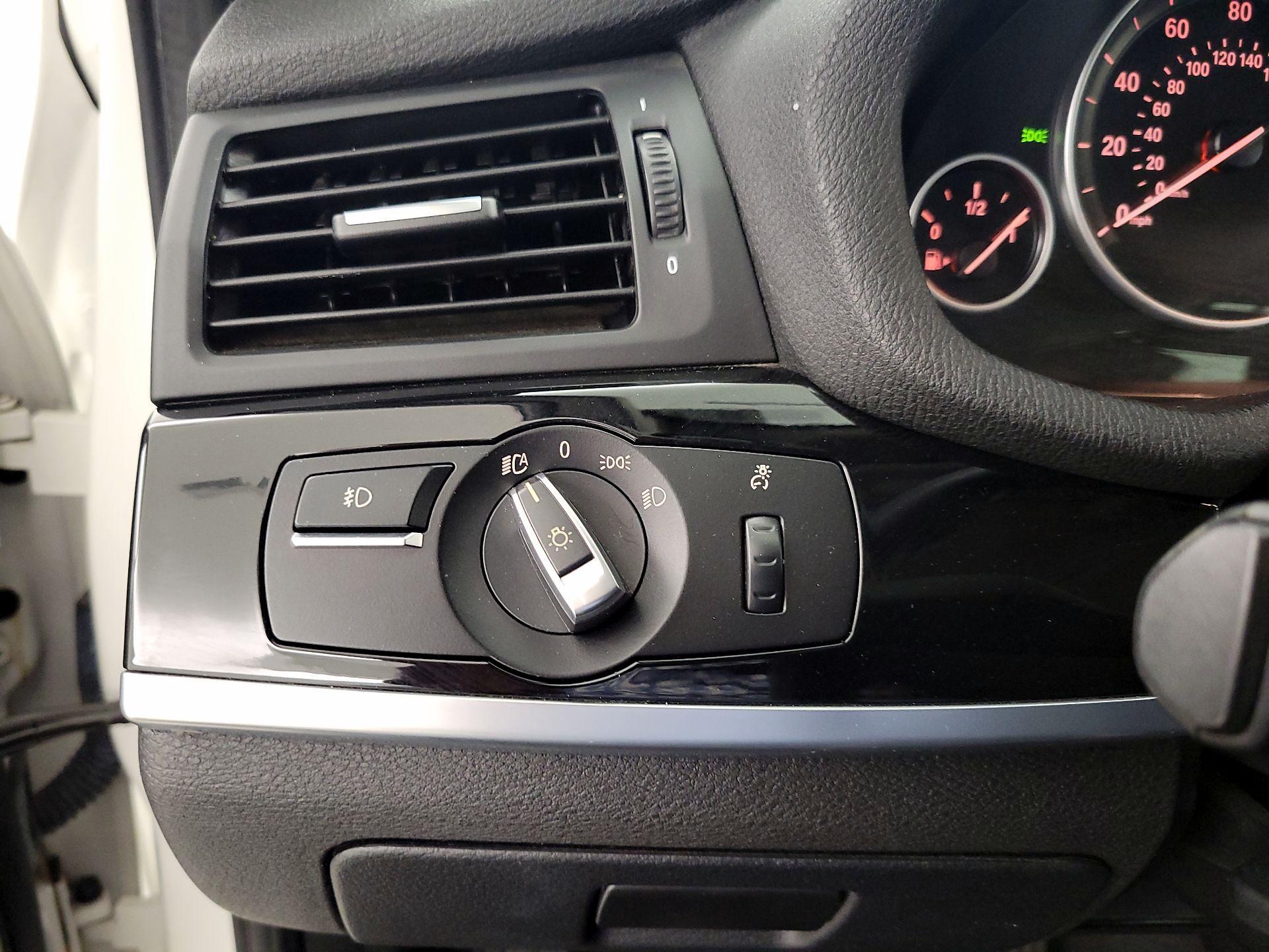 Thumbnail: 2015 BMW X3 - 13
