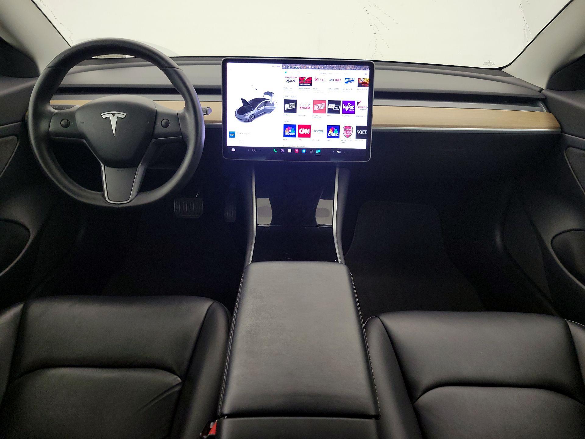 Thumbnail: 2020 Tesla Model 3 - 9