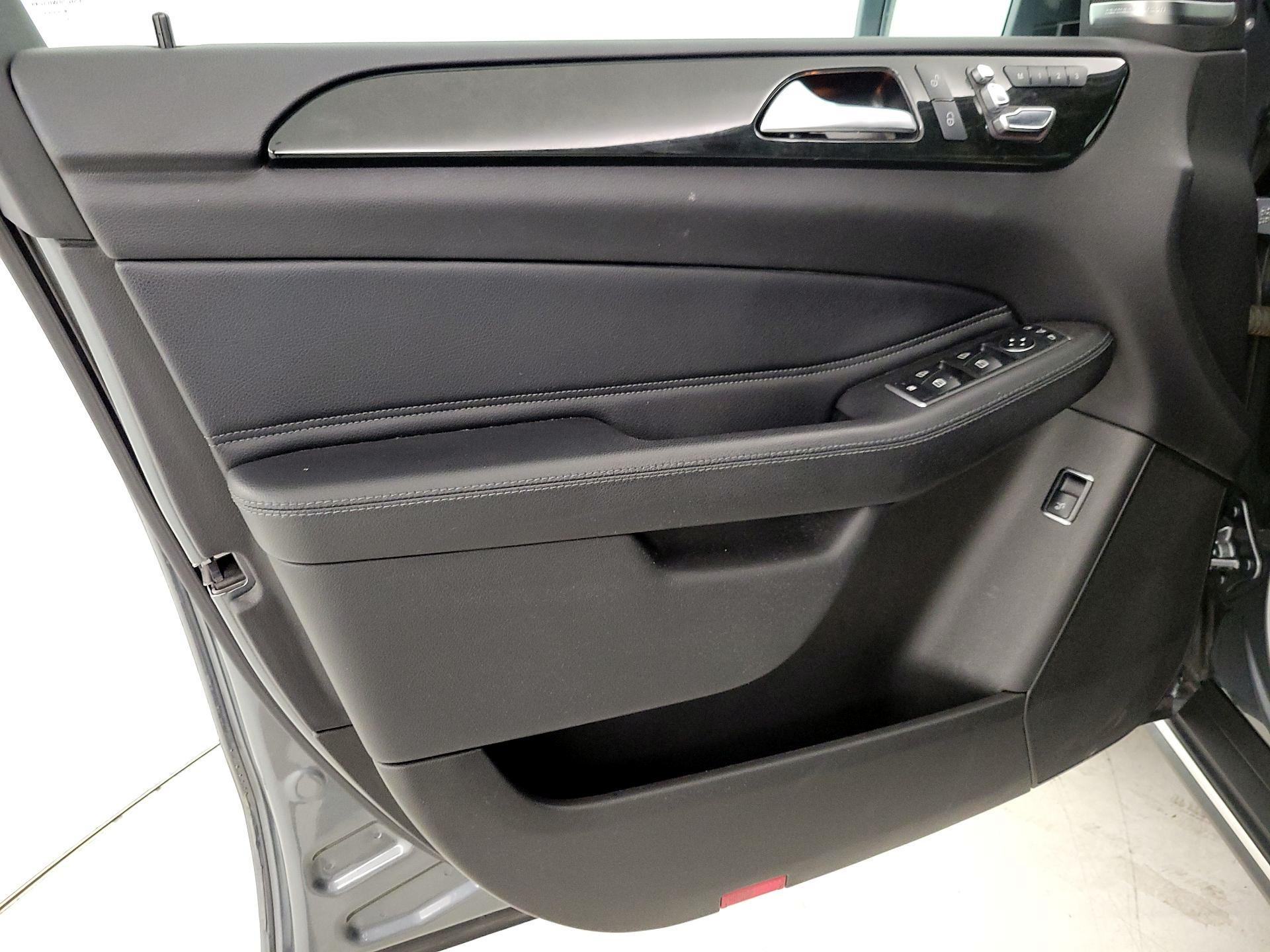 Thumbnail: 2019 Mercedes-Benz GLE - 12