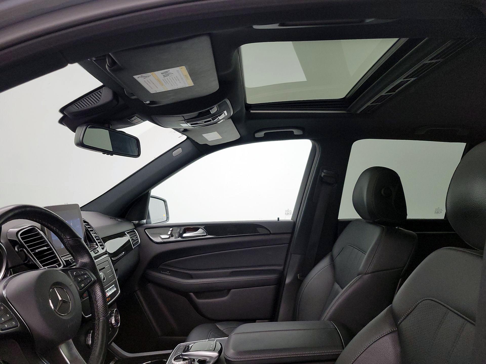 Thumbnail: 2019 Mercedes-Benz GLE - 19