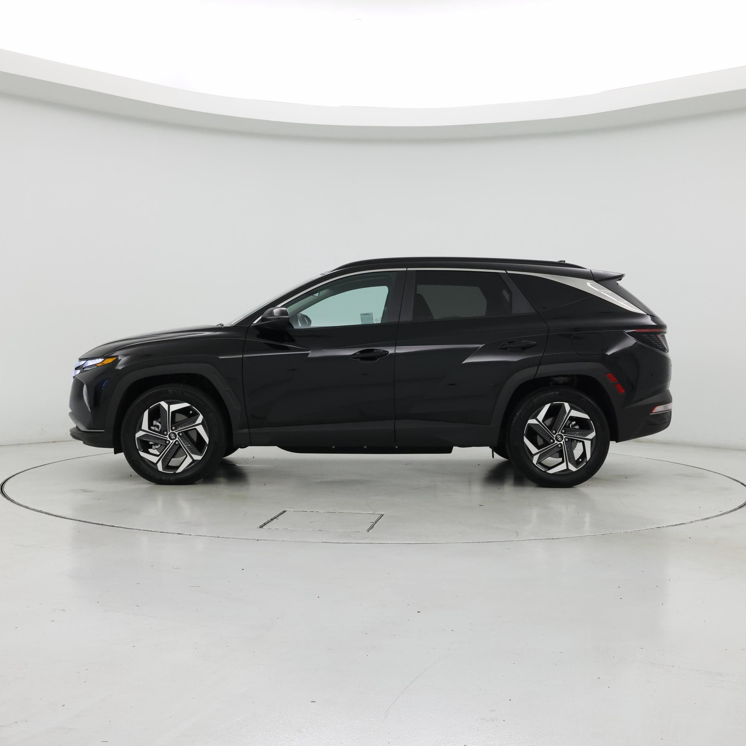 Thumbnail: 2023 Hyundai Tucson - 3