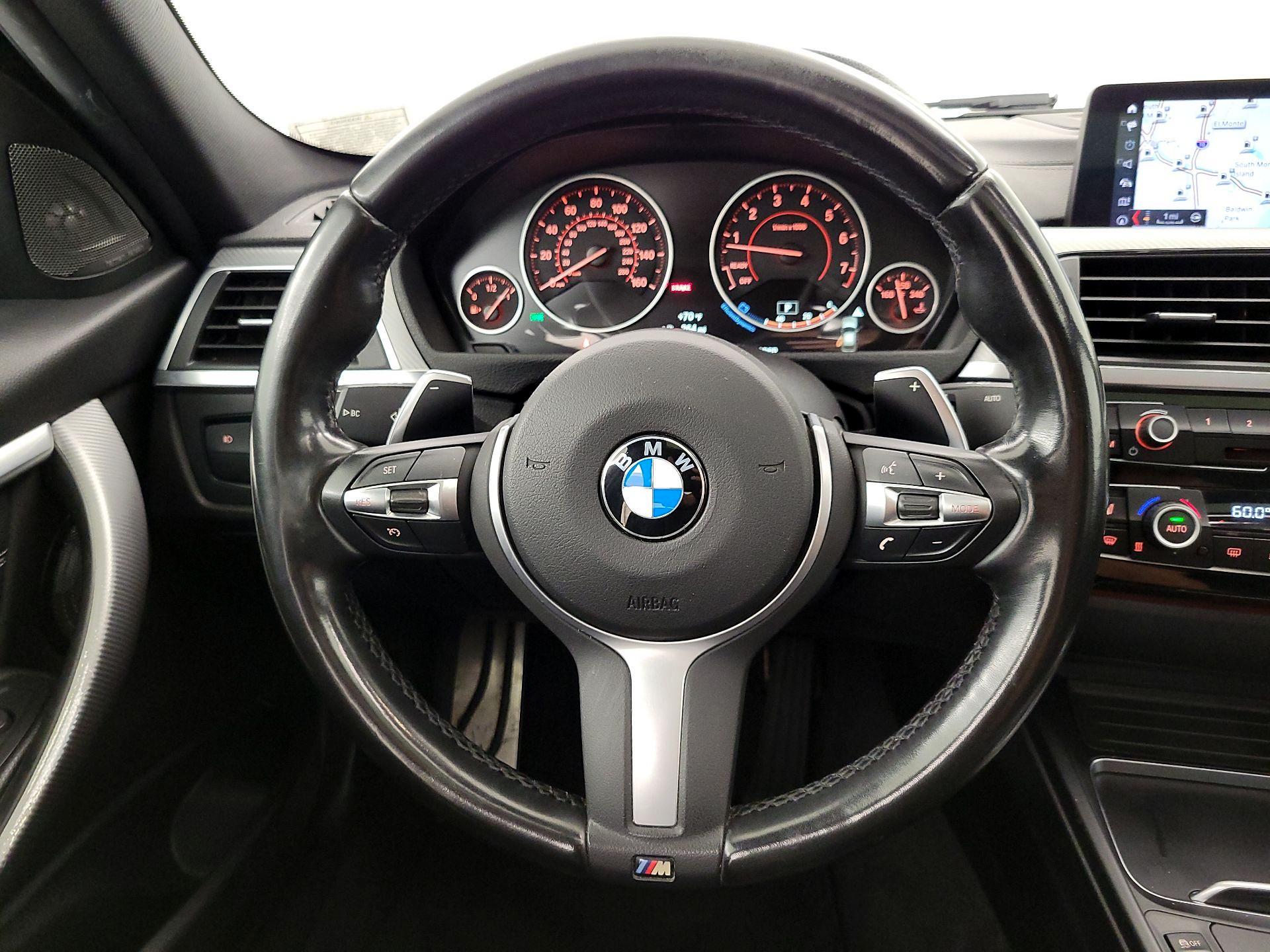 Thumbnail: 2018 BMW 3 Series - 10