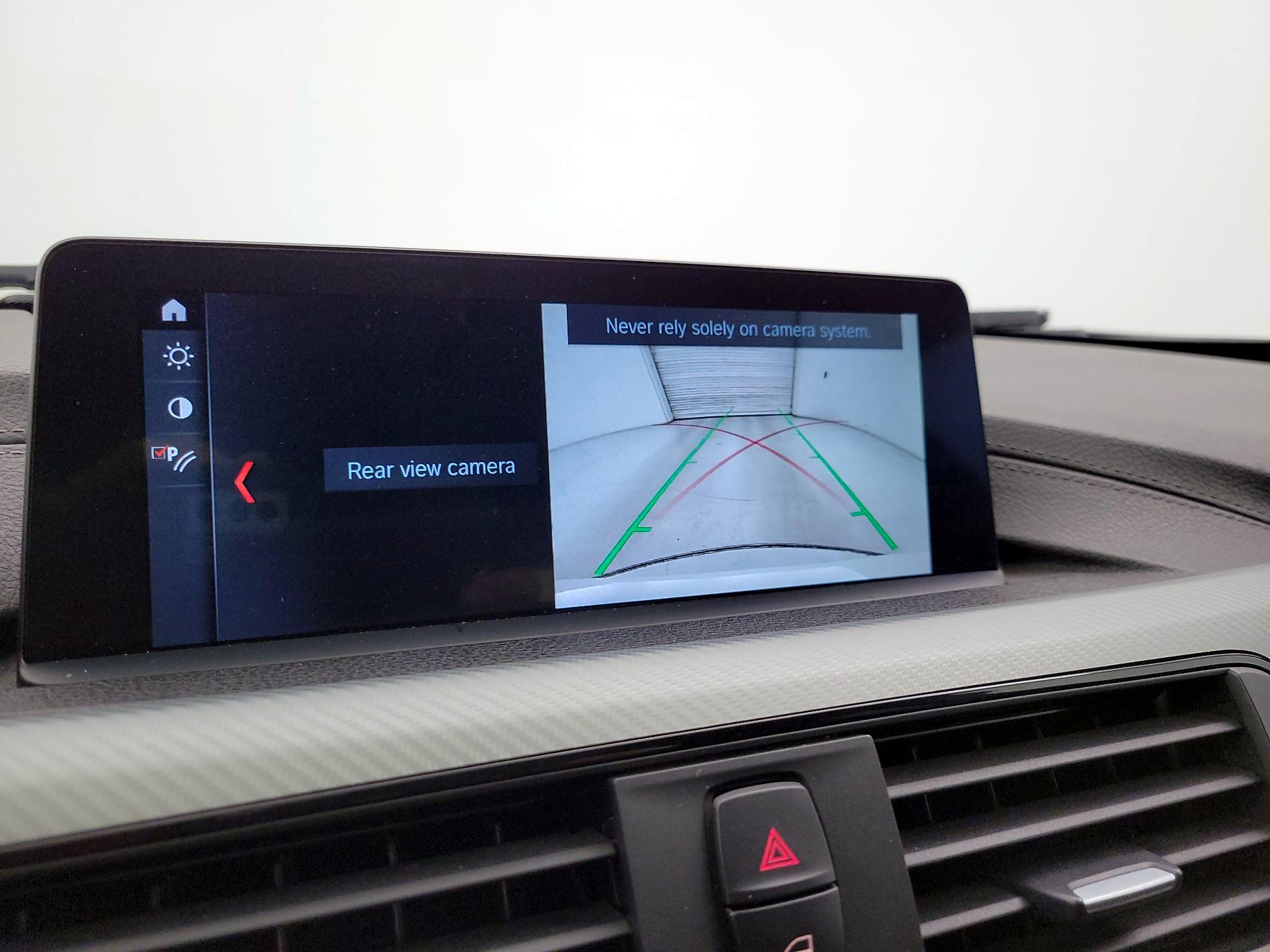 Thumbnail: 2018 BMW 3 Series - 15