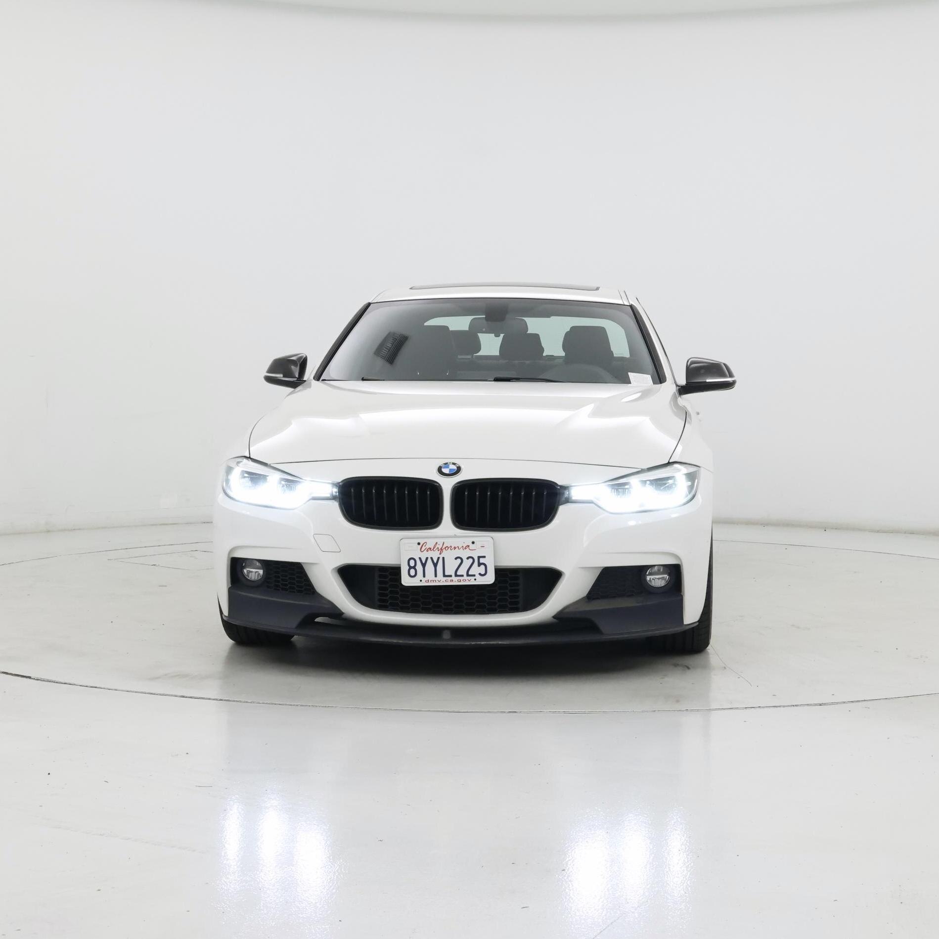 Thumbnail: 2018 BMW 3 Series - 5