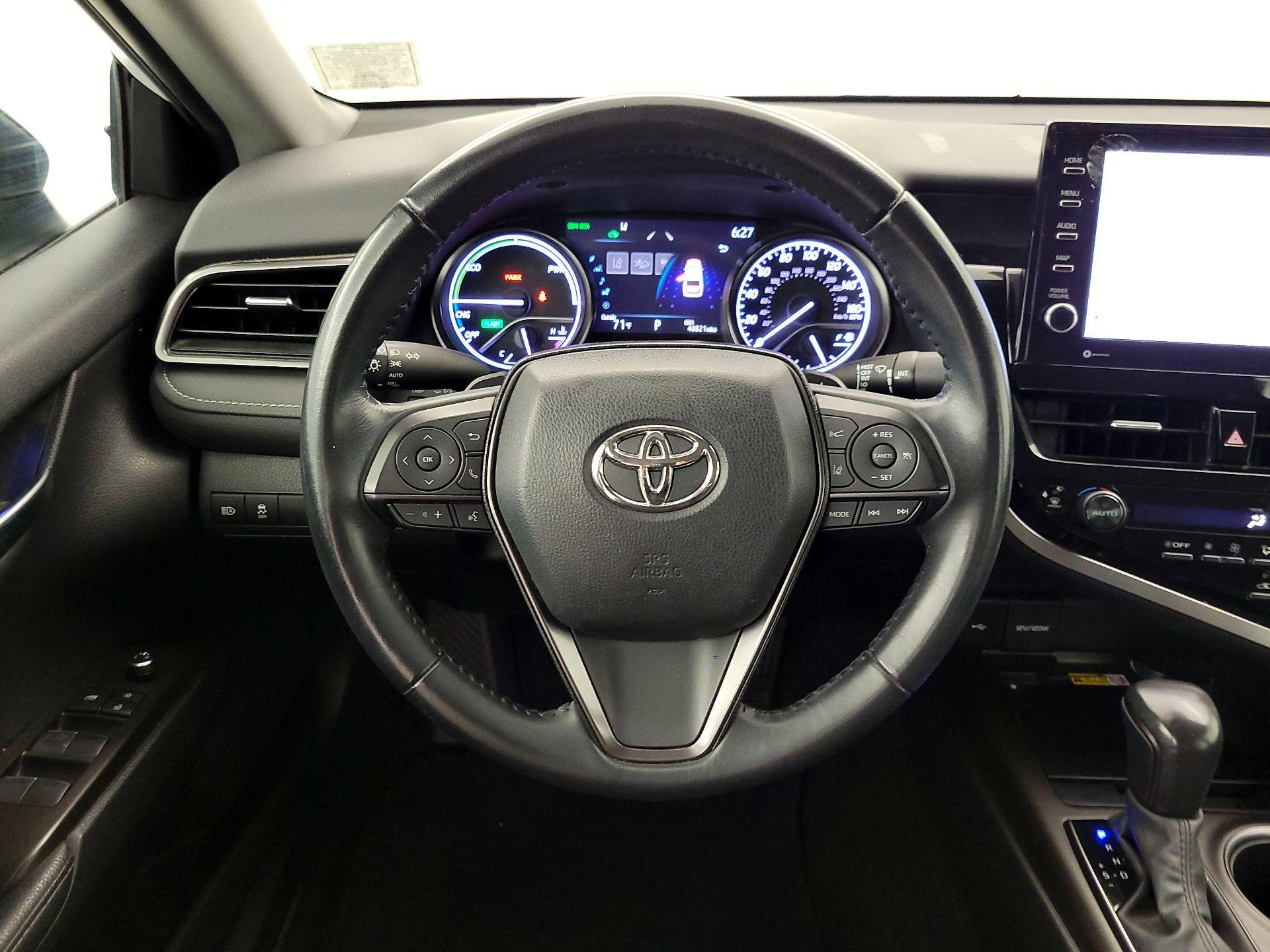 Thumbnail: 2022 Toyota Camry - 10