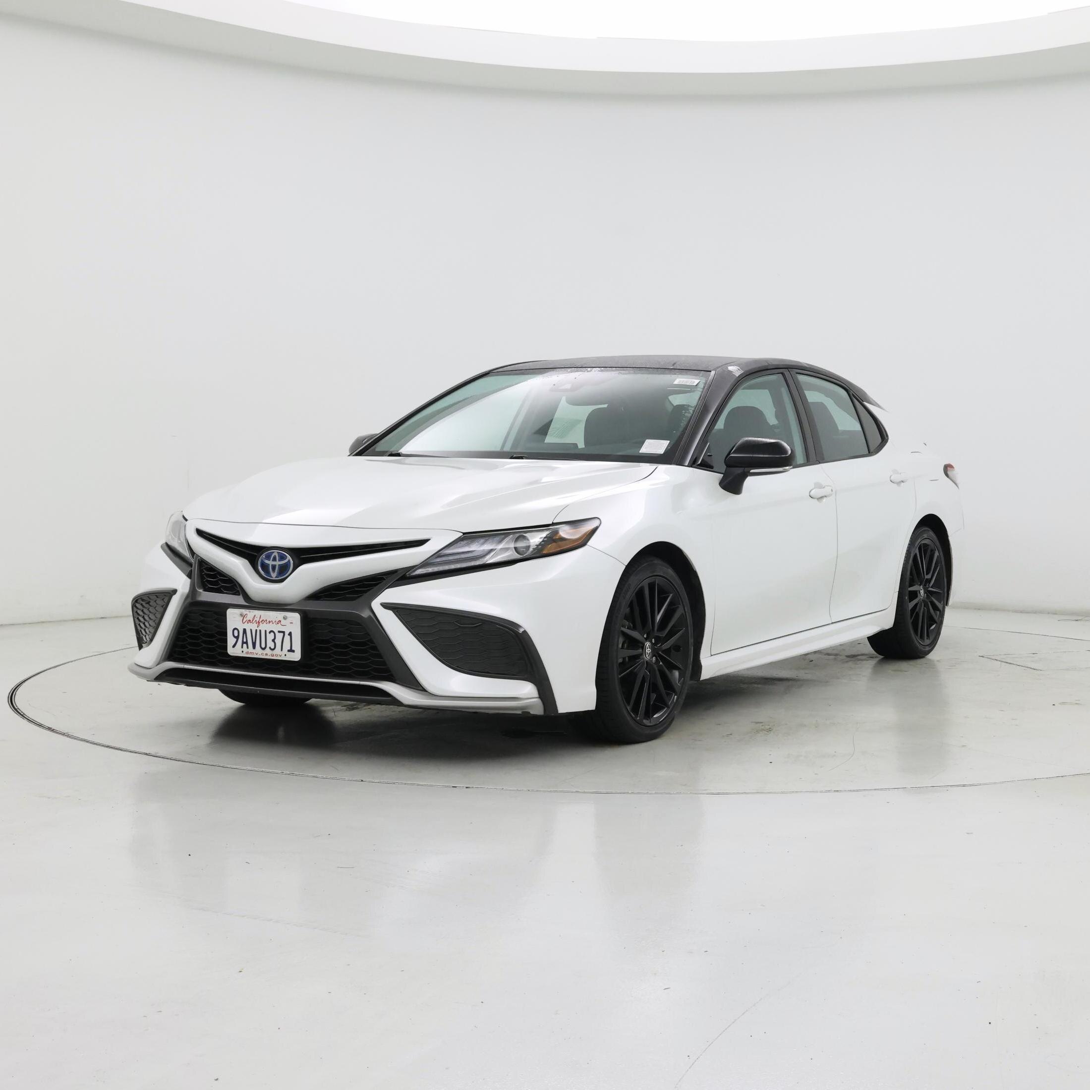 Thumbnail: 2022 Toyota Camry - 4