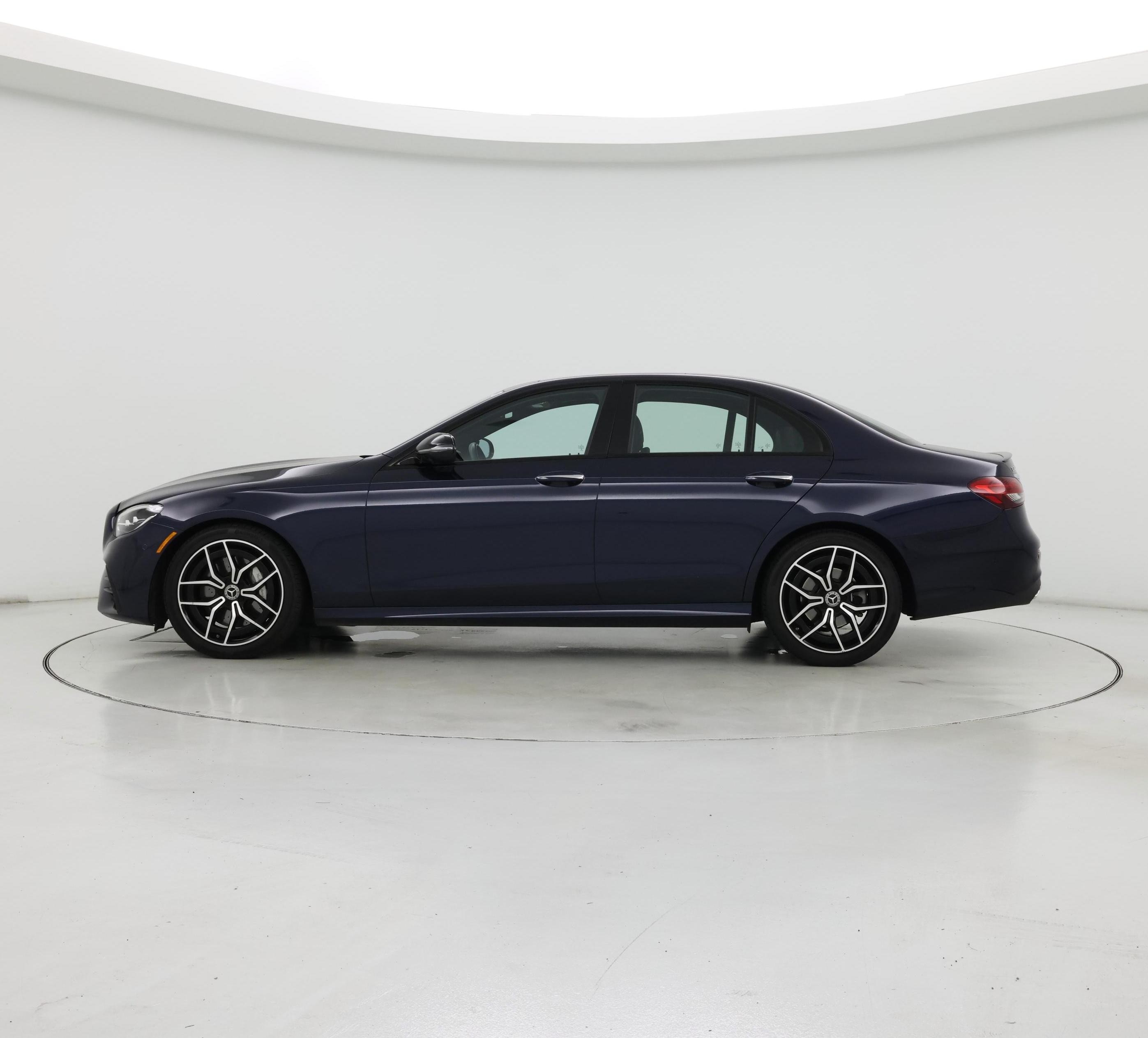 Thumbnail: 2021 Mercedes-Benz E-Class - 3