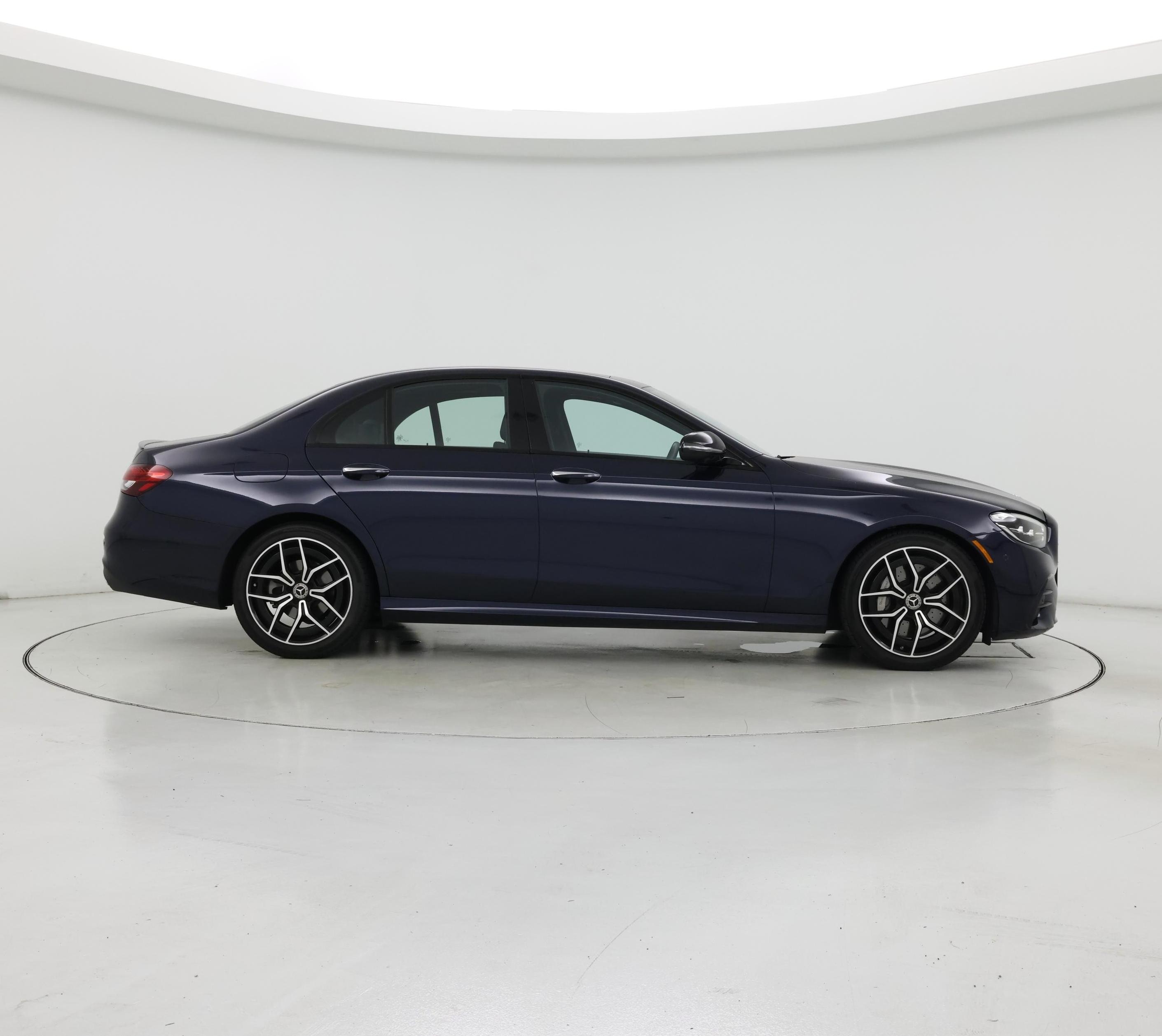 Thumbnail: 2021 Mercedes-Benz E-Class - 7
