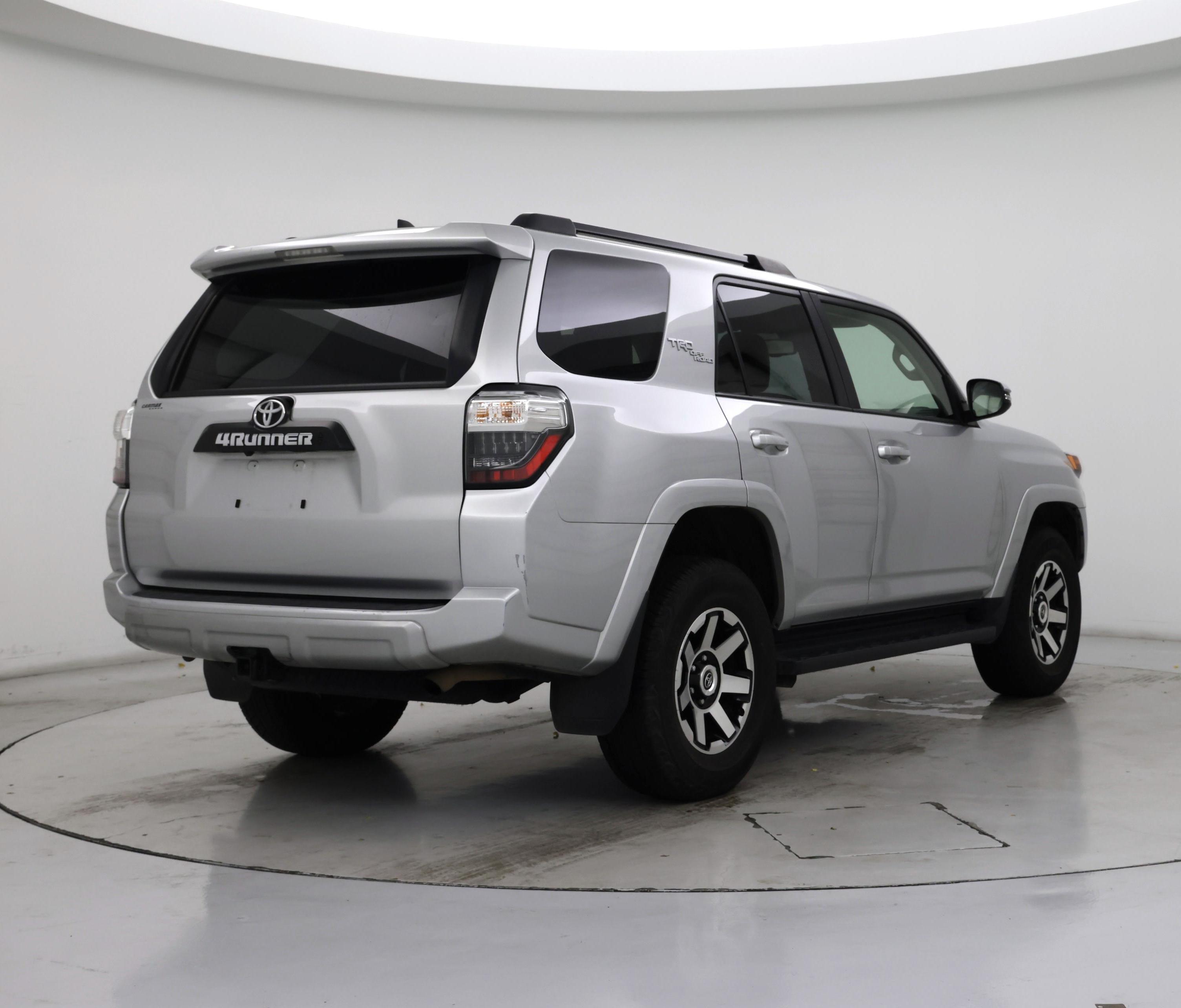 Thumbnail: 2024 Toyota 4Runner - 8