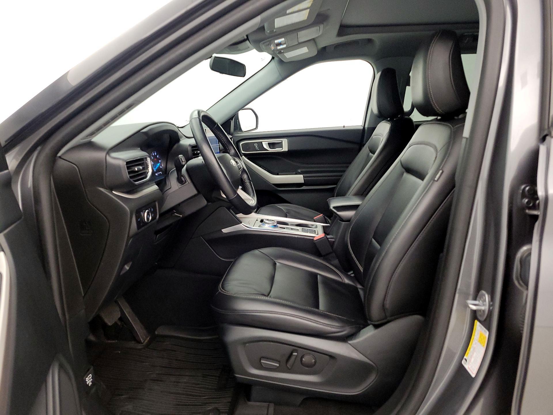 Thumbnail: 2023 Ford Explorer - 11