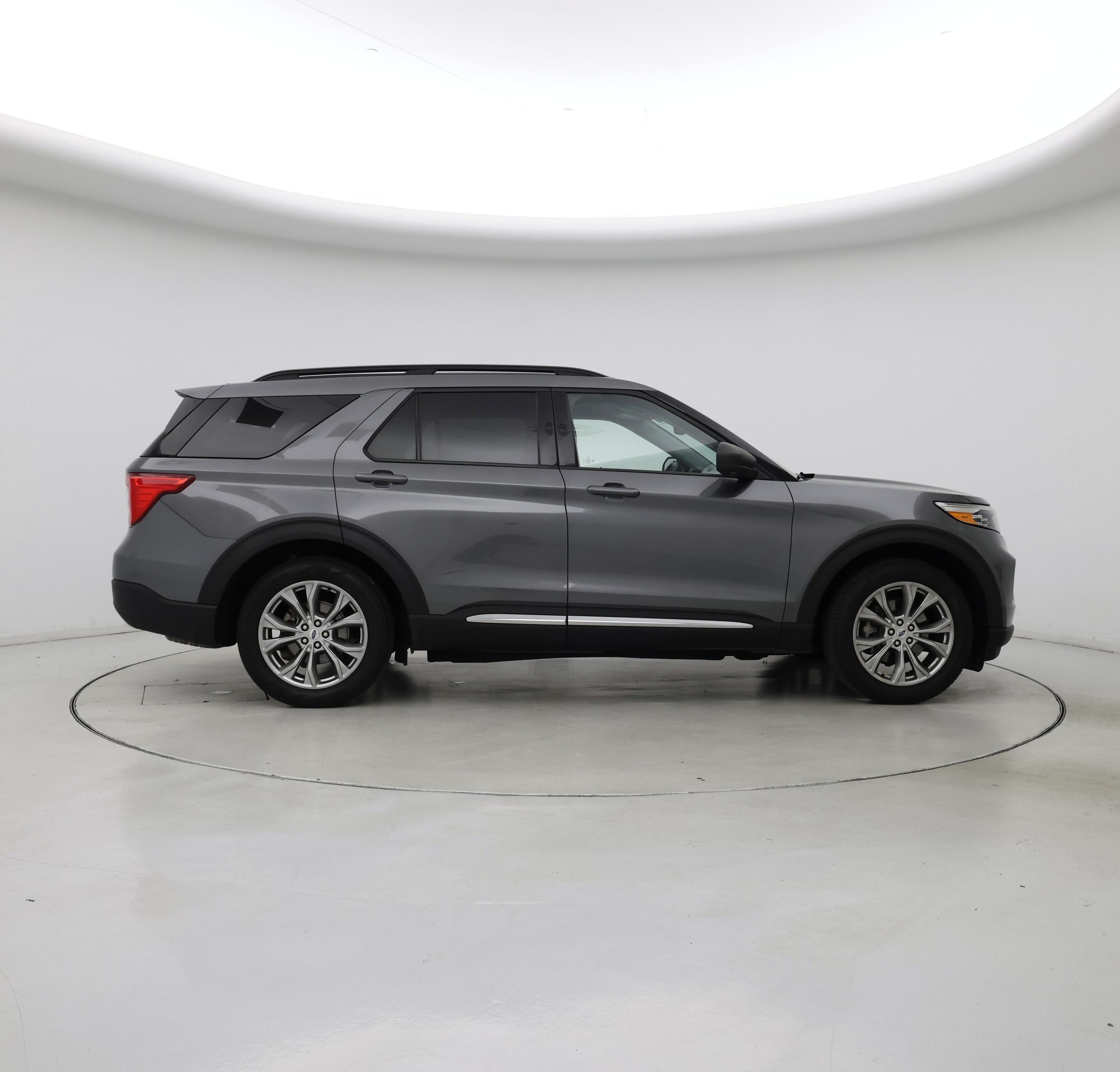 Thumbnail: 2023 Ford Explorer - 7
