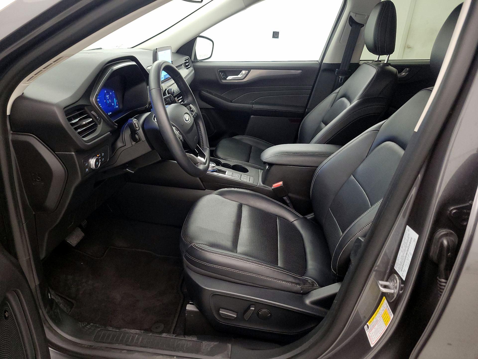 Thumbnail: 2021 Ford Escape - 11