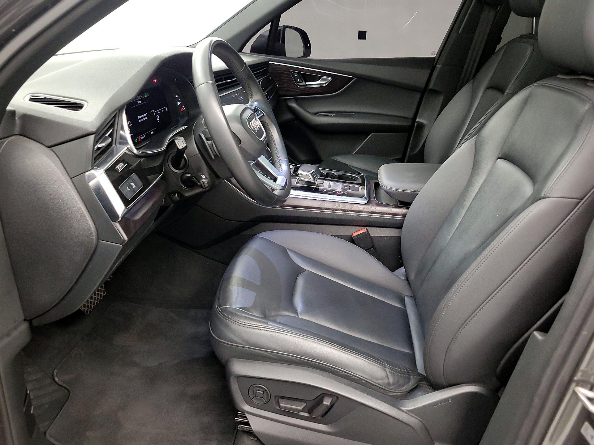 Thumbnail: 2021 Audi Q7 - 11