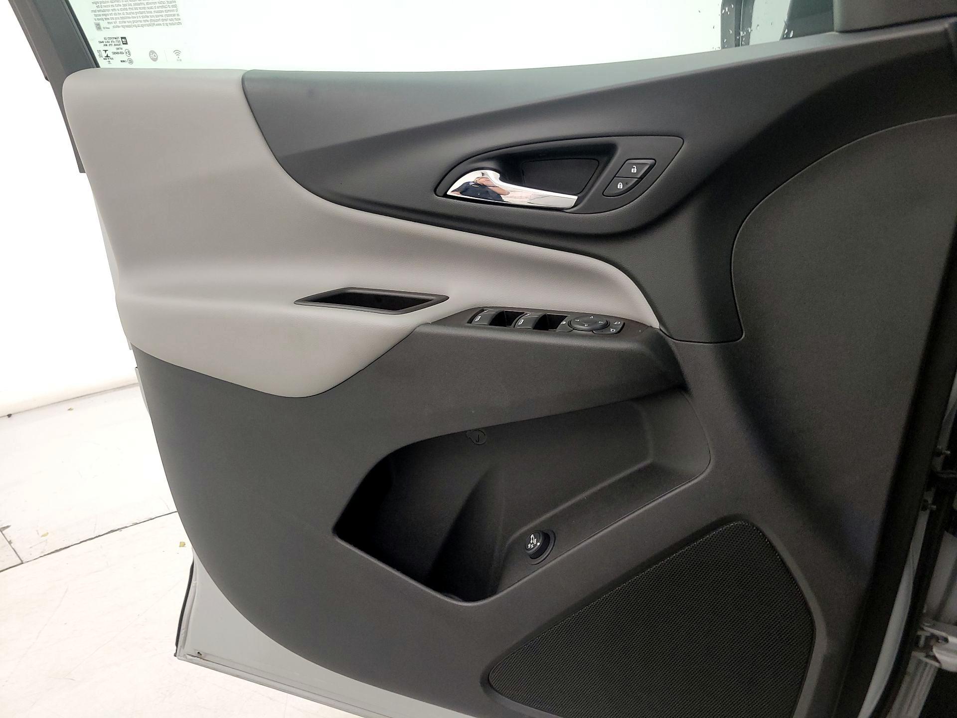Thumbnail: 2021 Chevrolet Equinox - 12