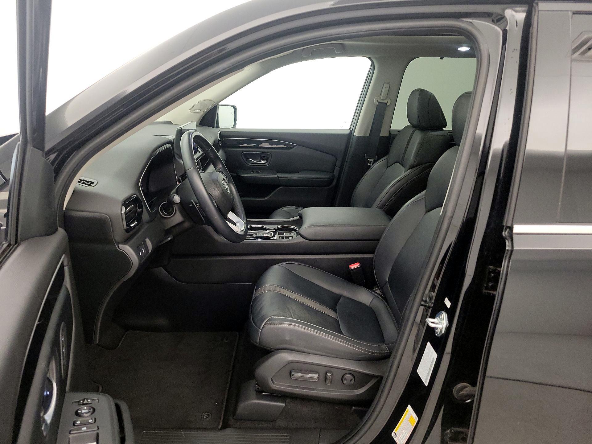 Thumbnail: 2023 Honda Pilot - 11