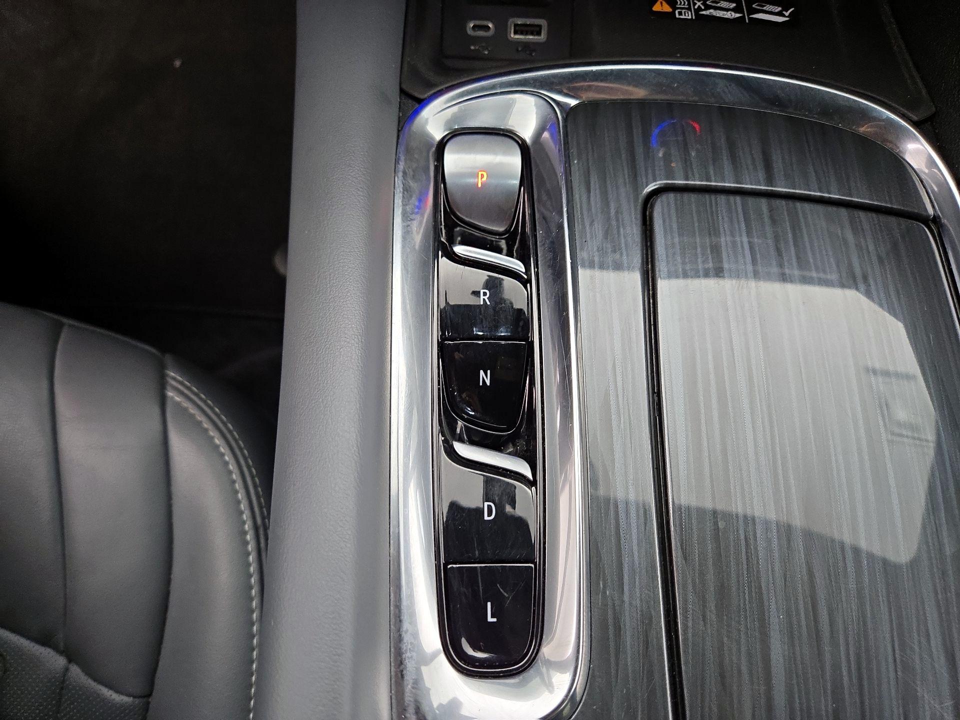 Thumbnail: 2024 Buick Enclave - 17