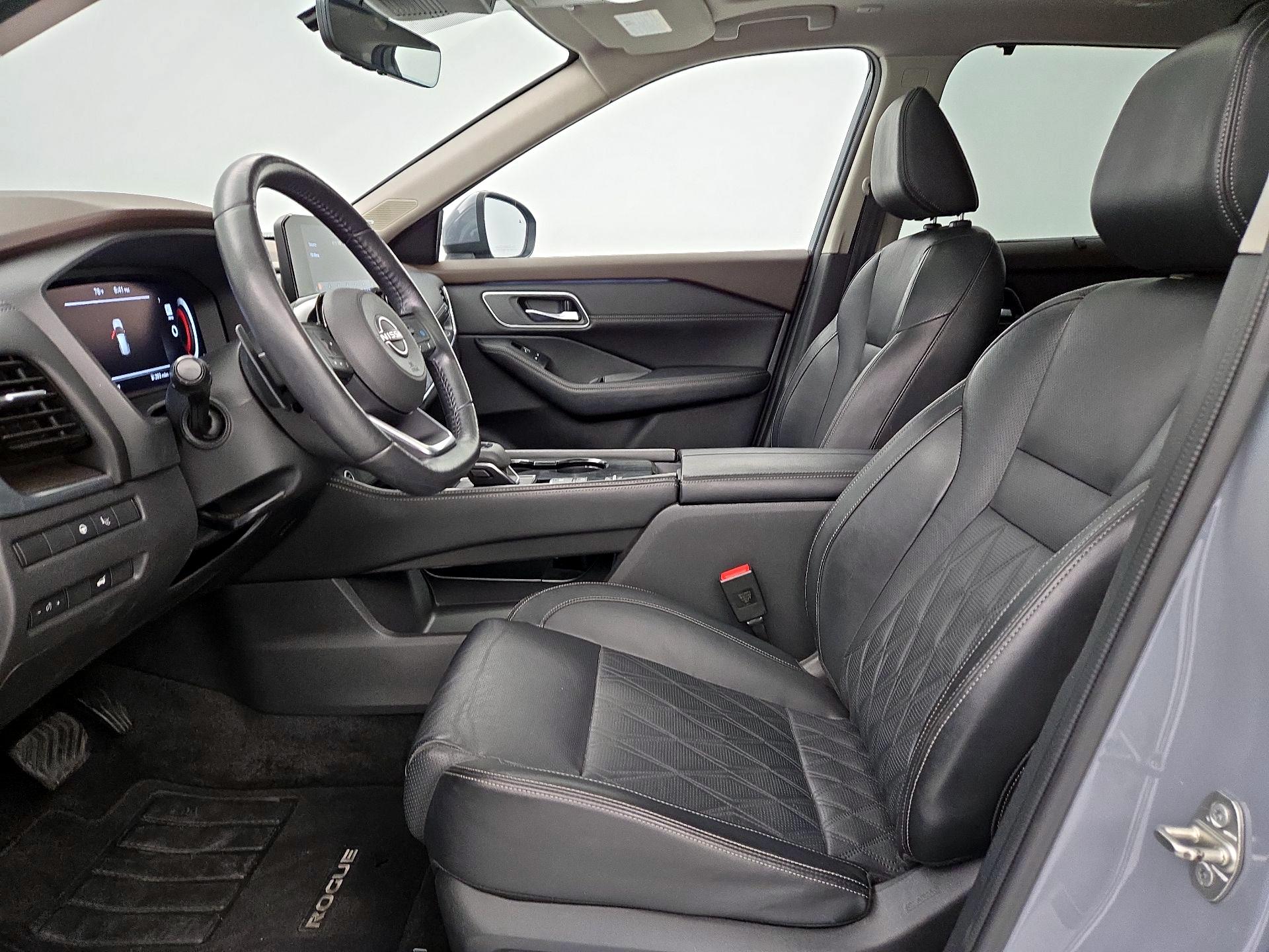 Thumbnail: 2022 Nissan Rogue - 11