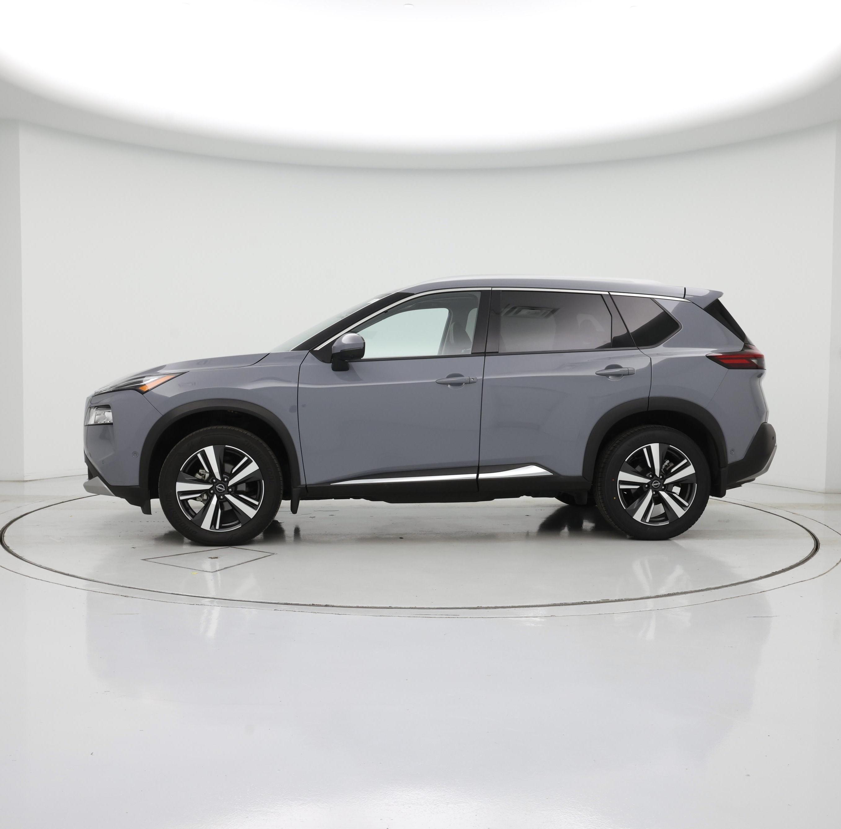 Thumbnail: 2022 Nissan Rogue - 3