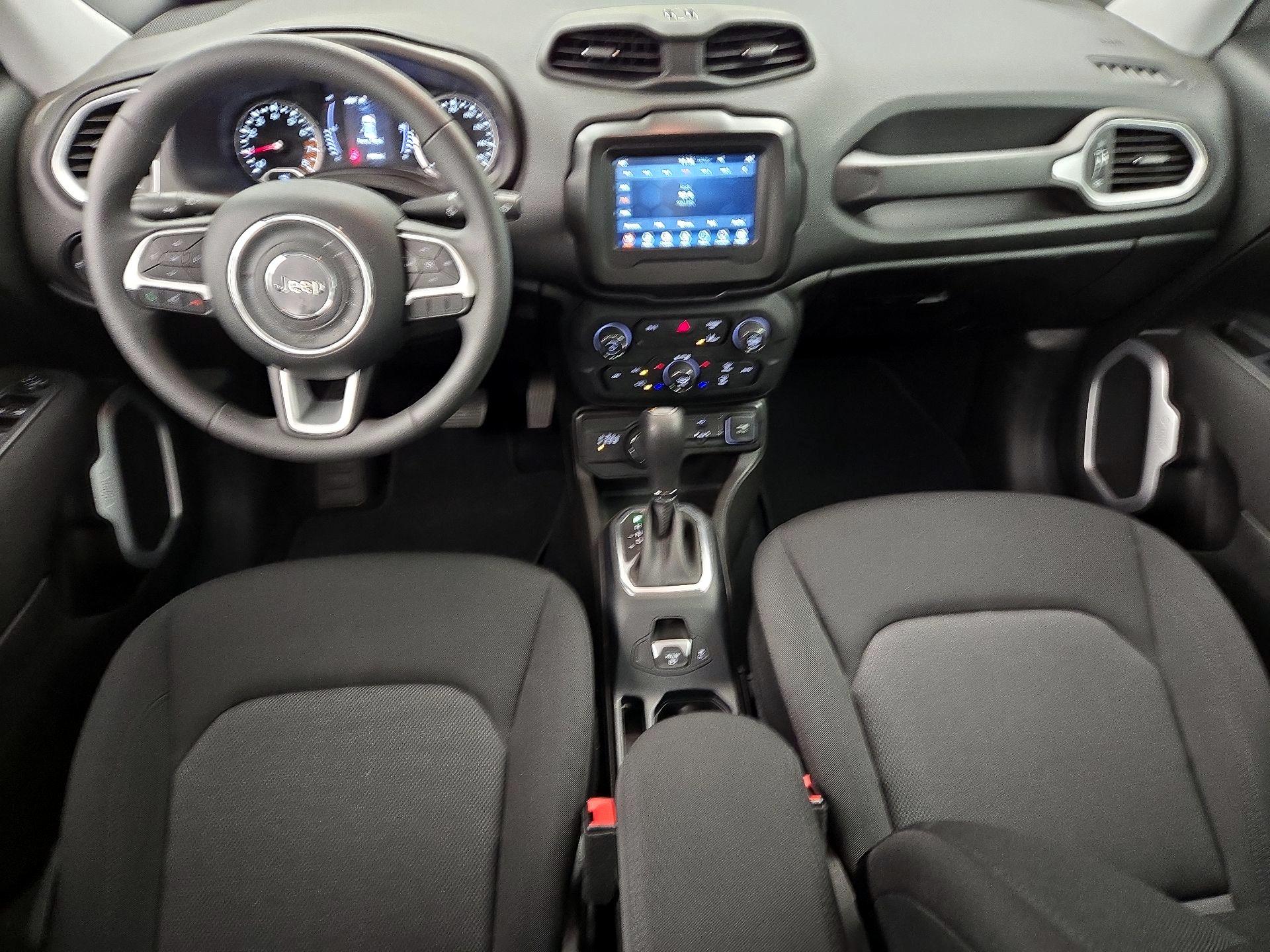 Thumbnail: 2021 Jeep Renegade - 9