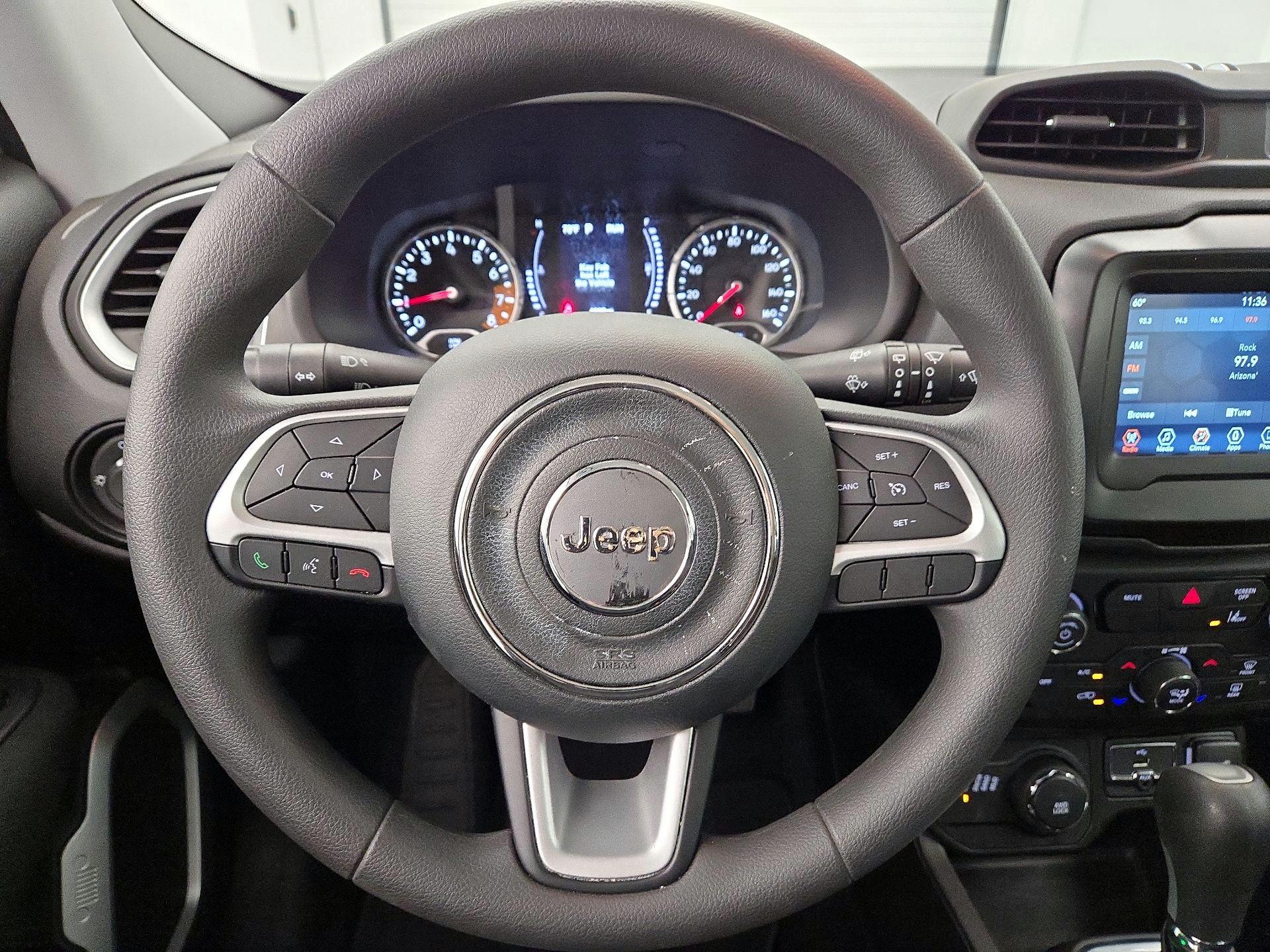 Thumbnail: 2021 Jeep Renegade - 10