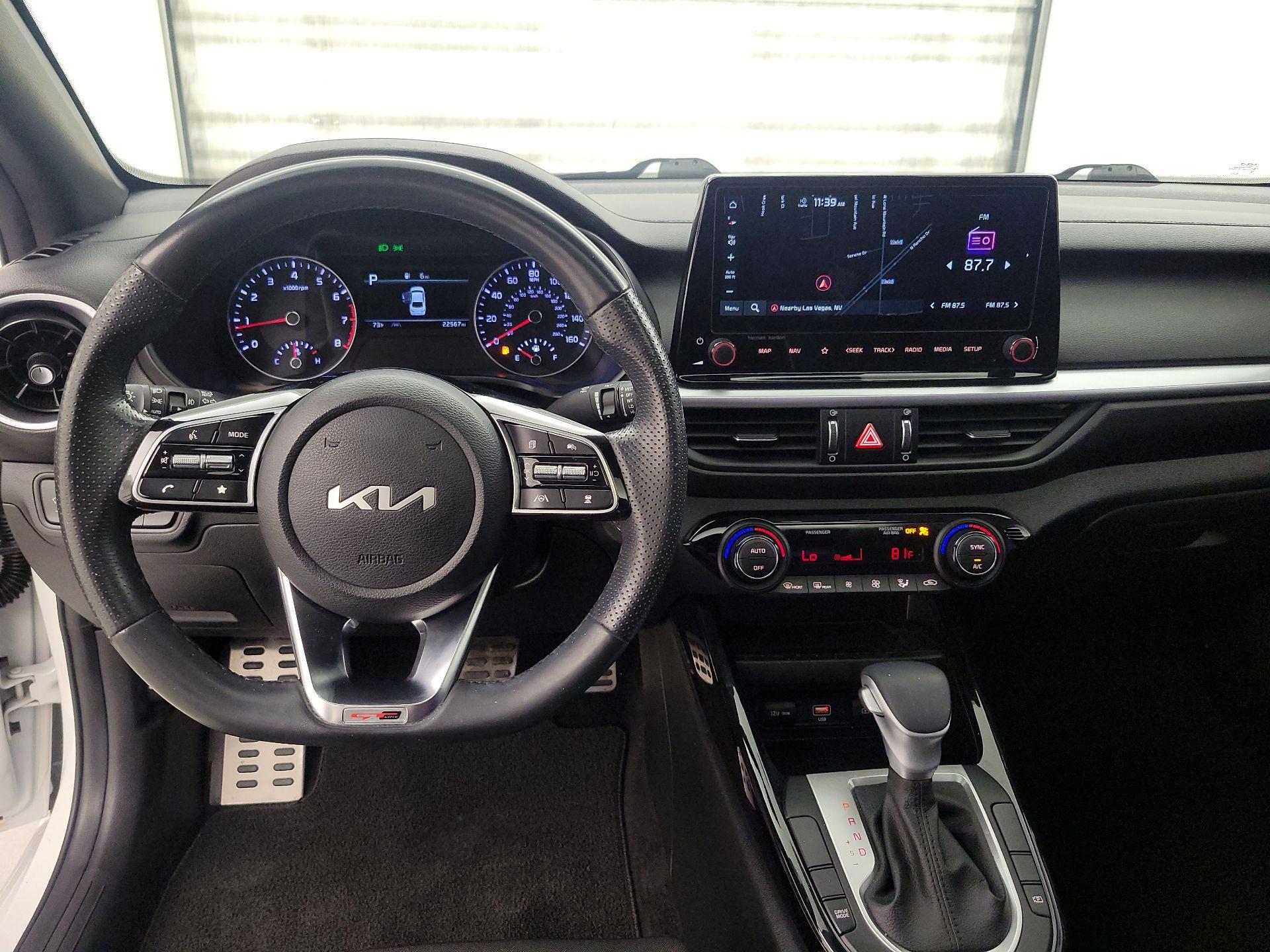 Thumbnail: 2023 Kia Forte - 9