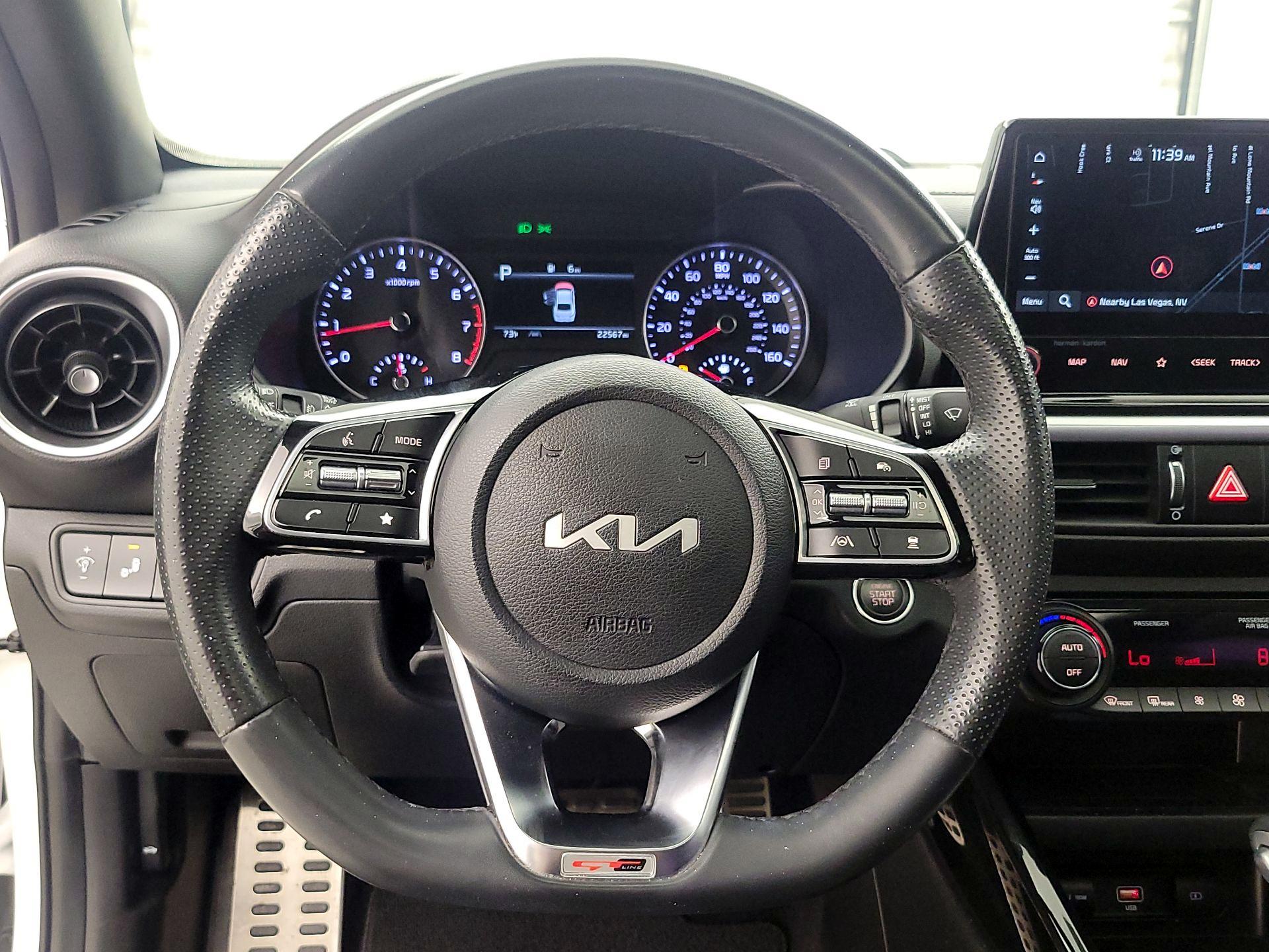 Thumbnail: 2023 Kia Forte - 10