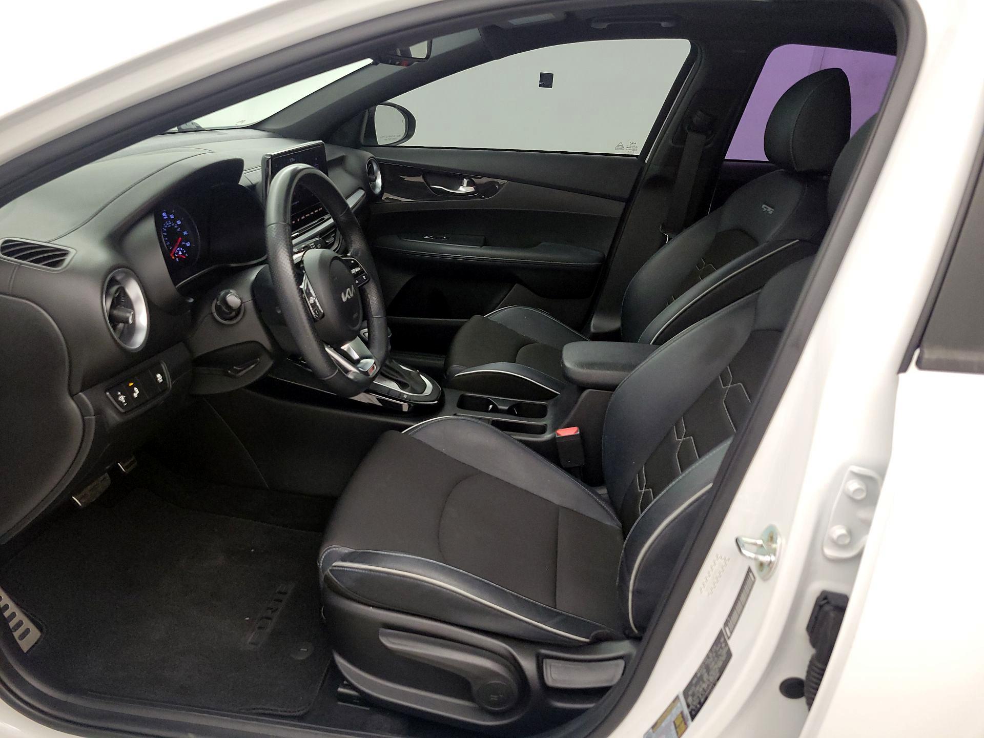 Thumbnail: 2023 Kia Forte - 11