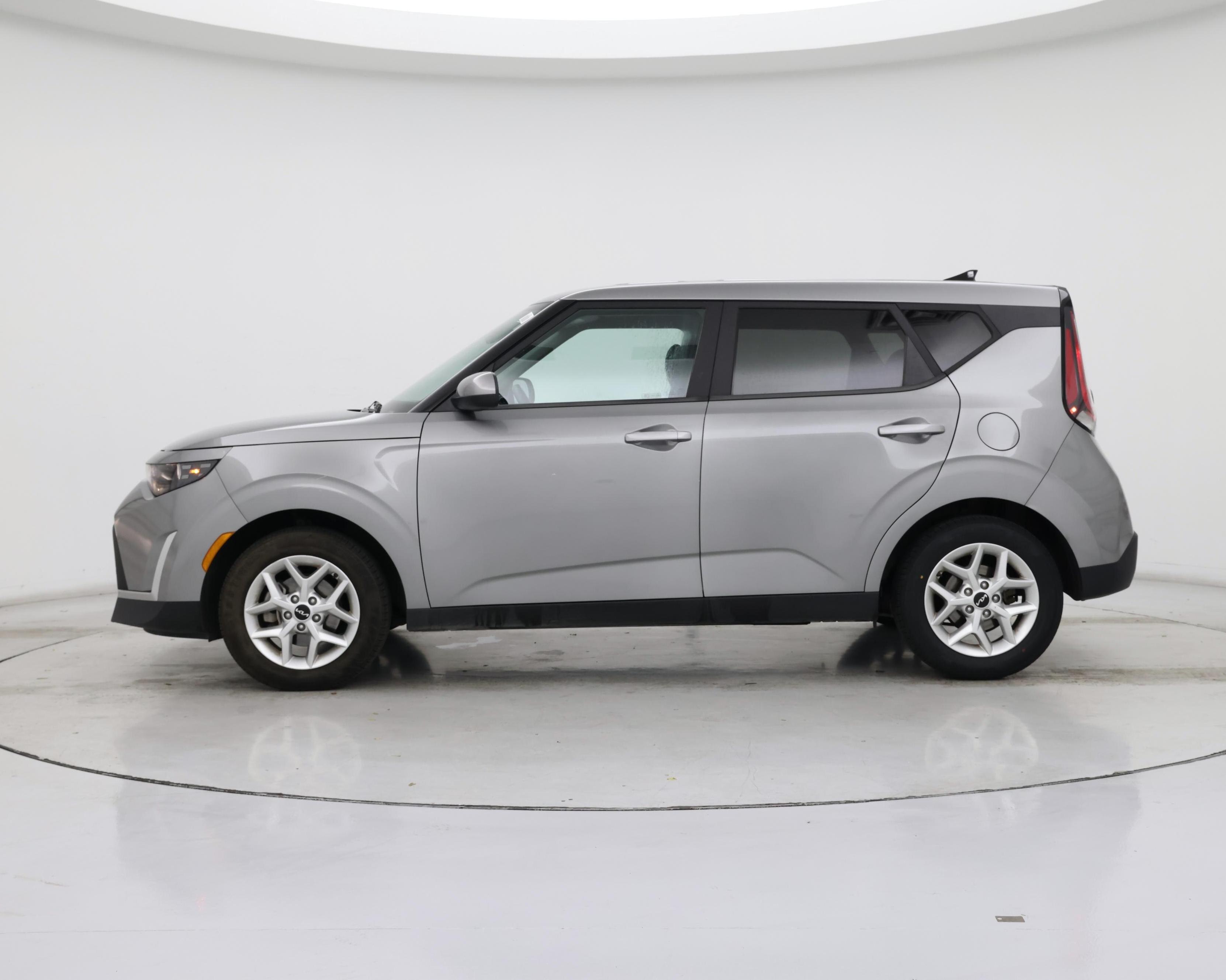 Thumbnail: 2023 Kia Soul - 3