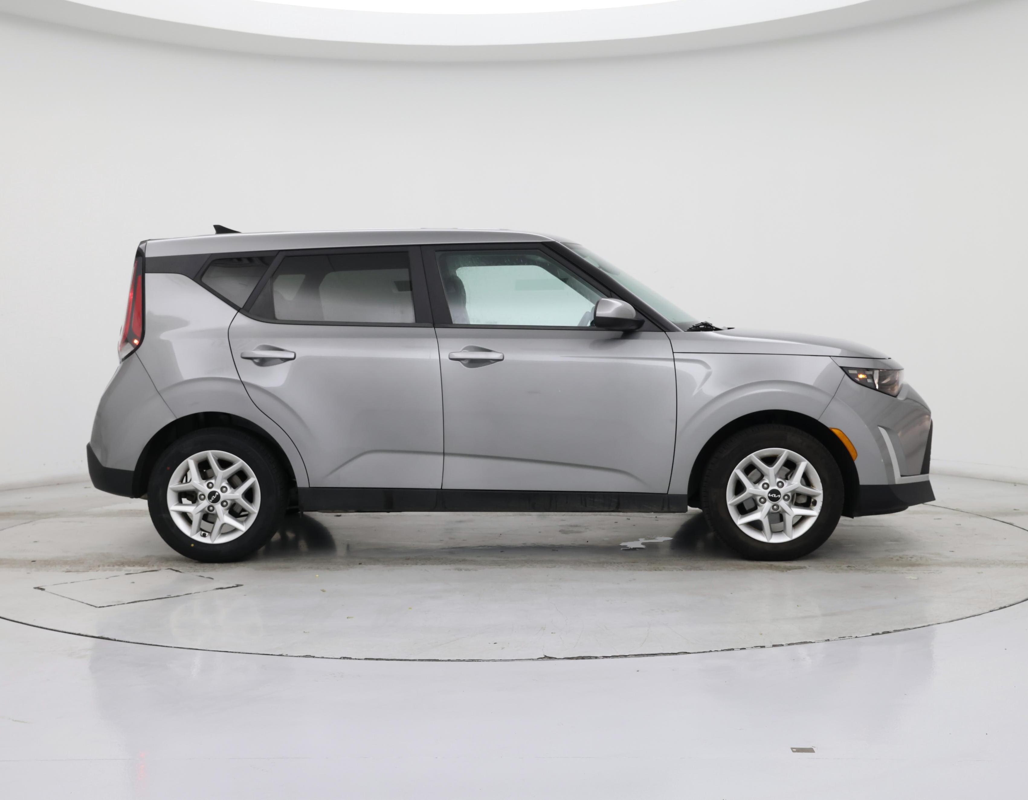 Thumbnail: 2023 Kia Soul - 7