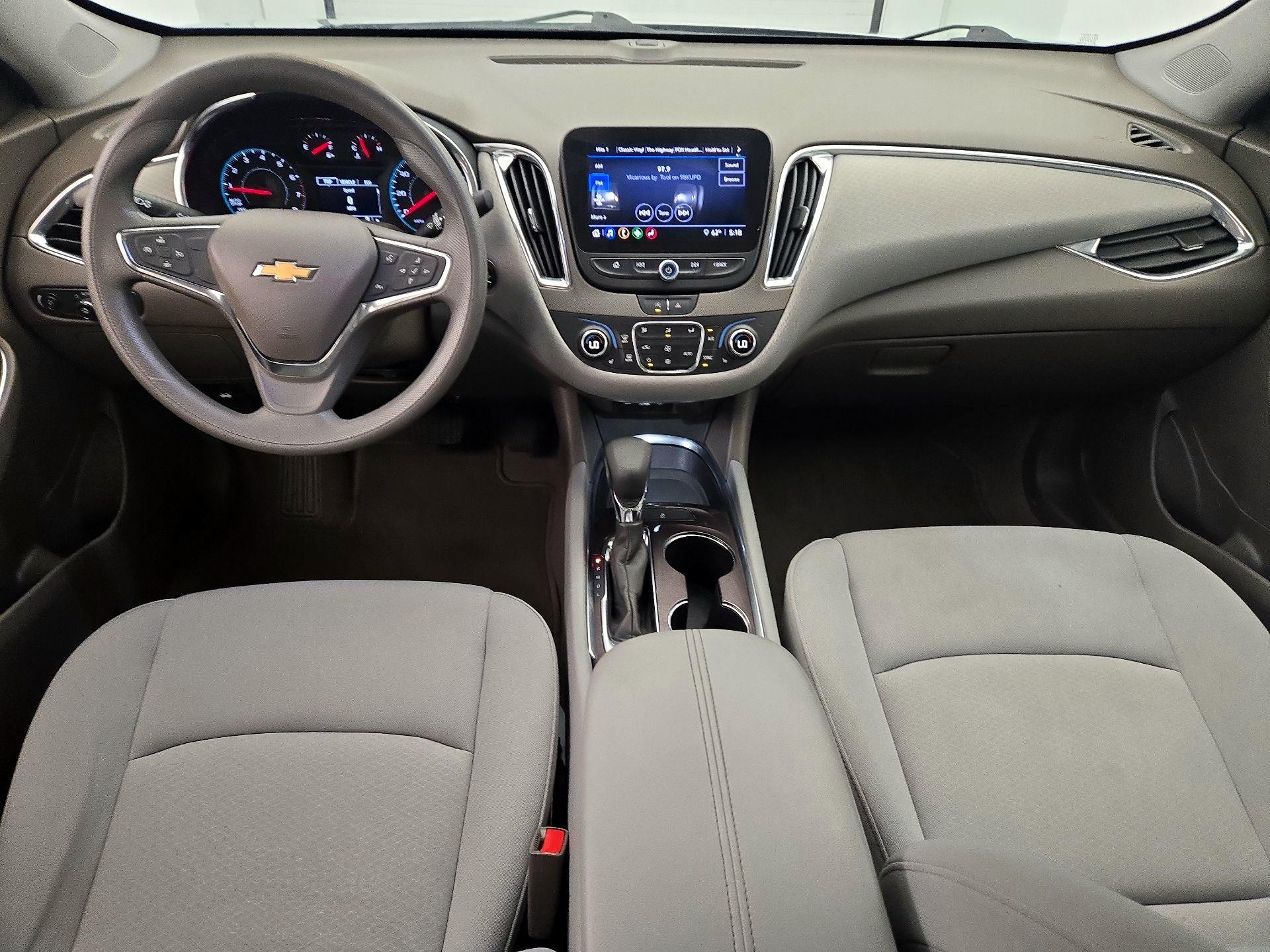 Thumbnail: 2021 Chevrolet Malibu - 9