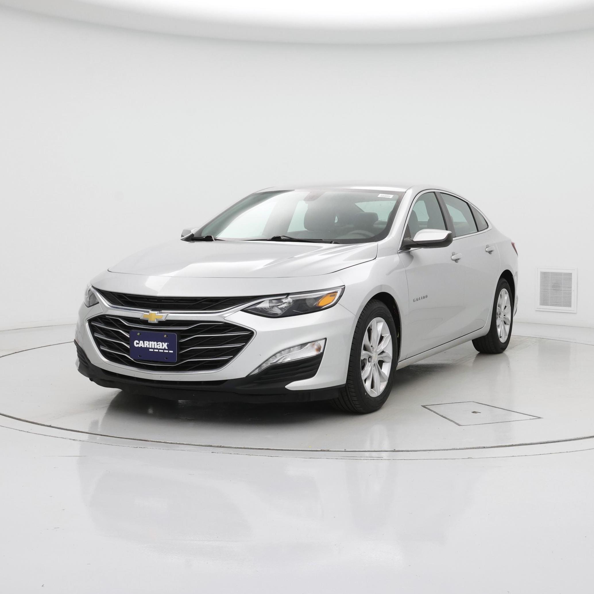 Thumbnail: 2021 Chevrolet Malibu - 4
