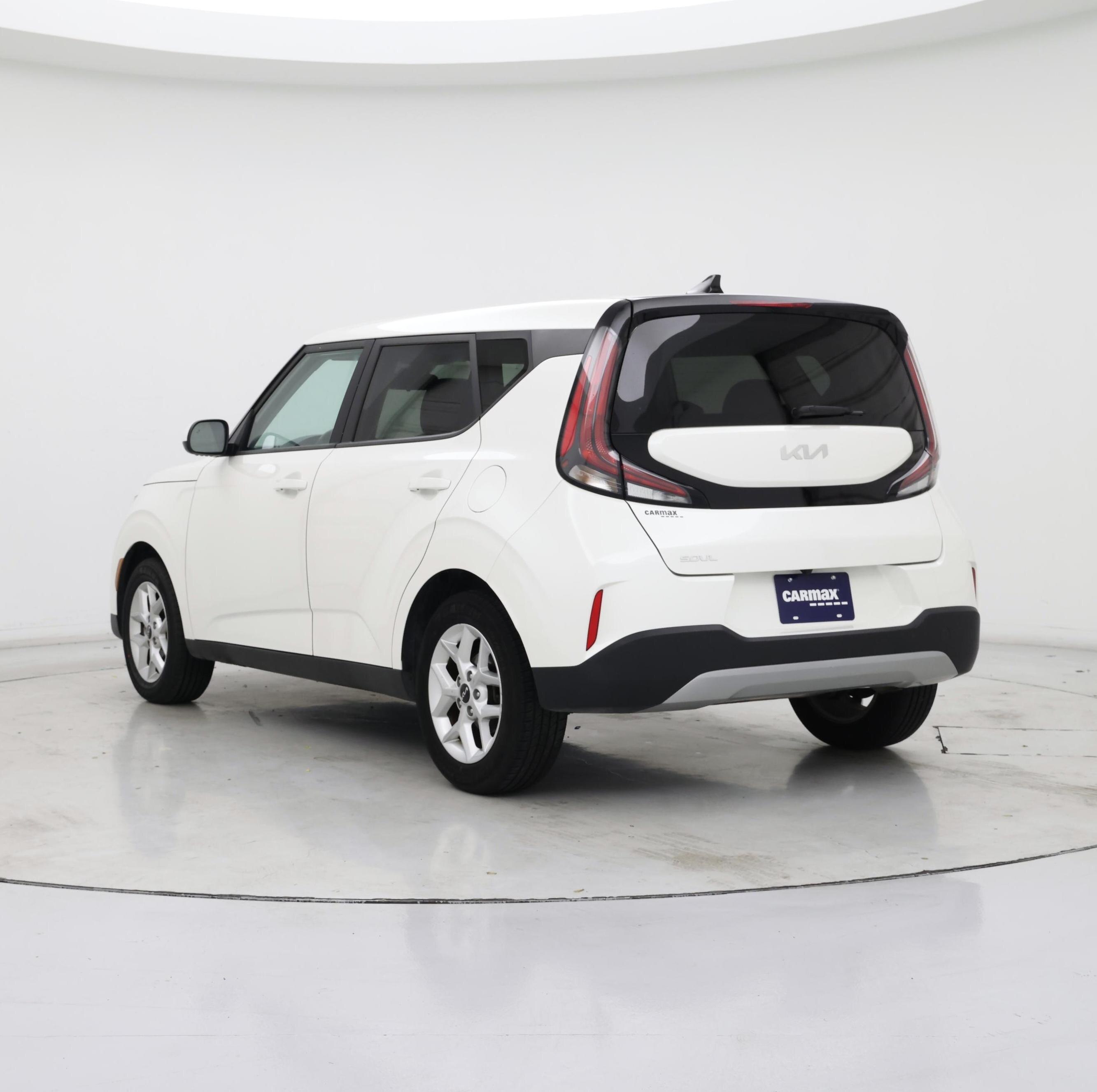 Thumbnail: 2023 Kia Soul - 2