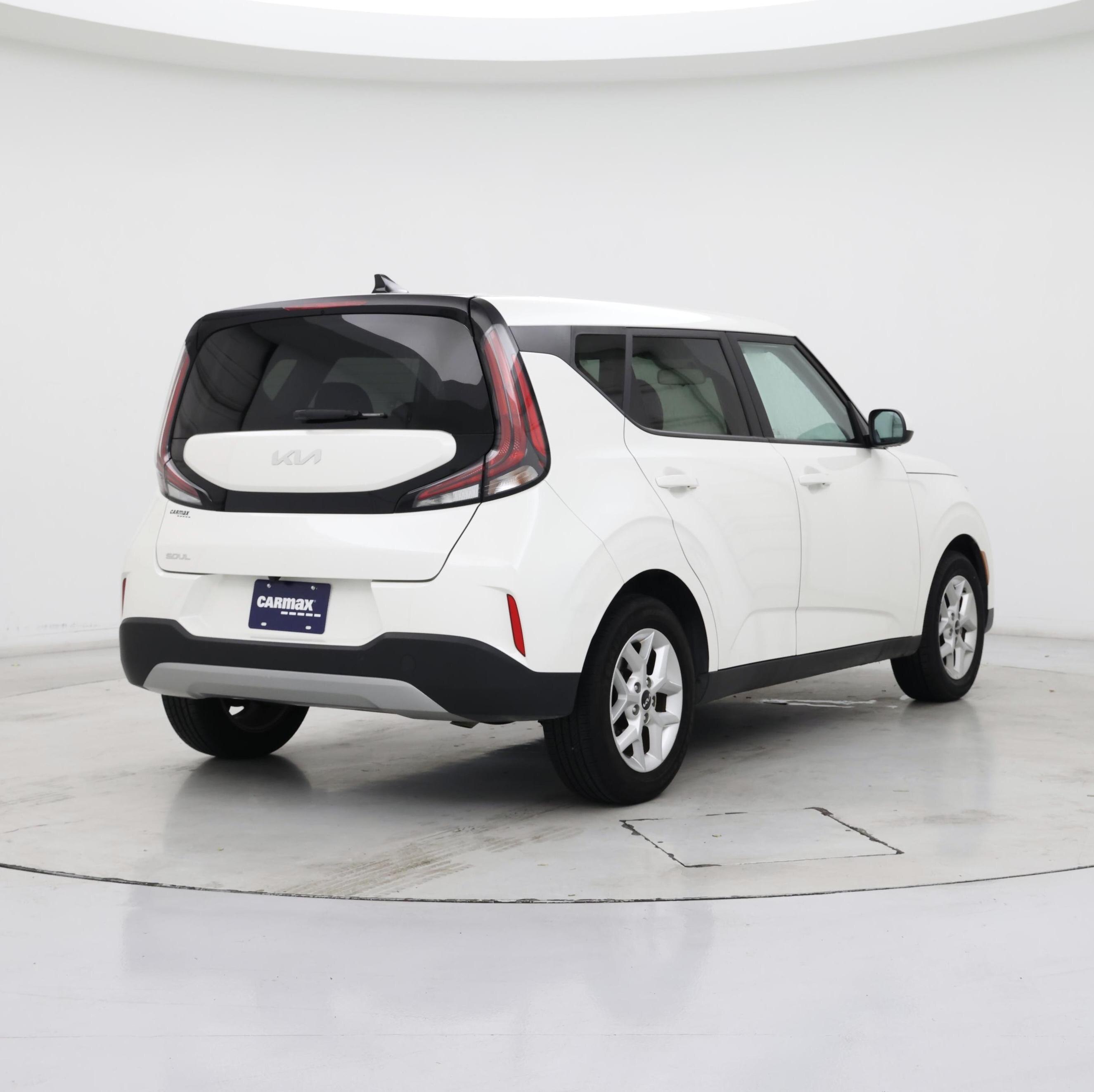 Thumbnail: 2023 Kia Soul - 8