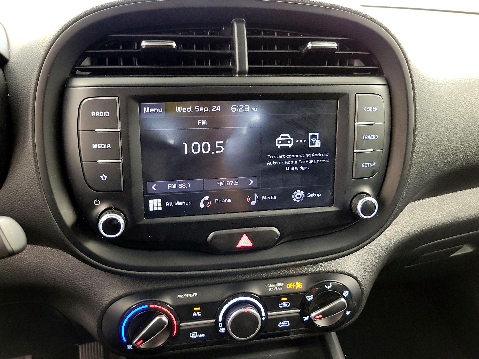 Thumbnail: 2023 Kia Soul - 15