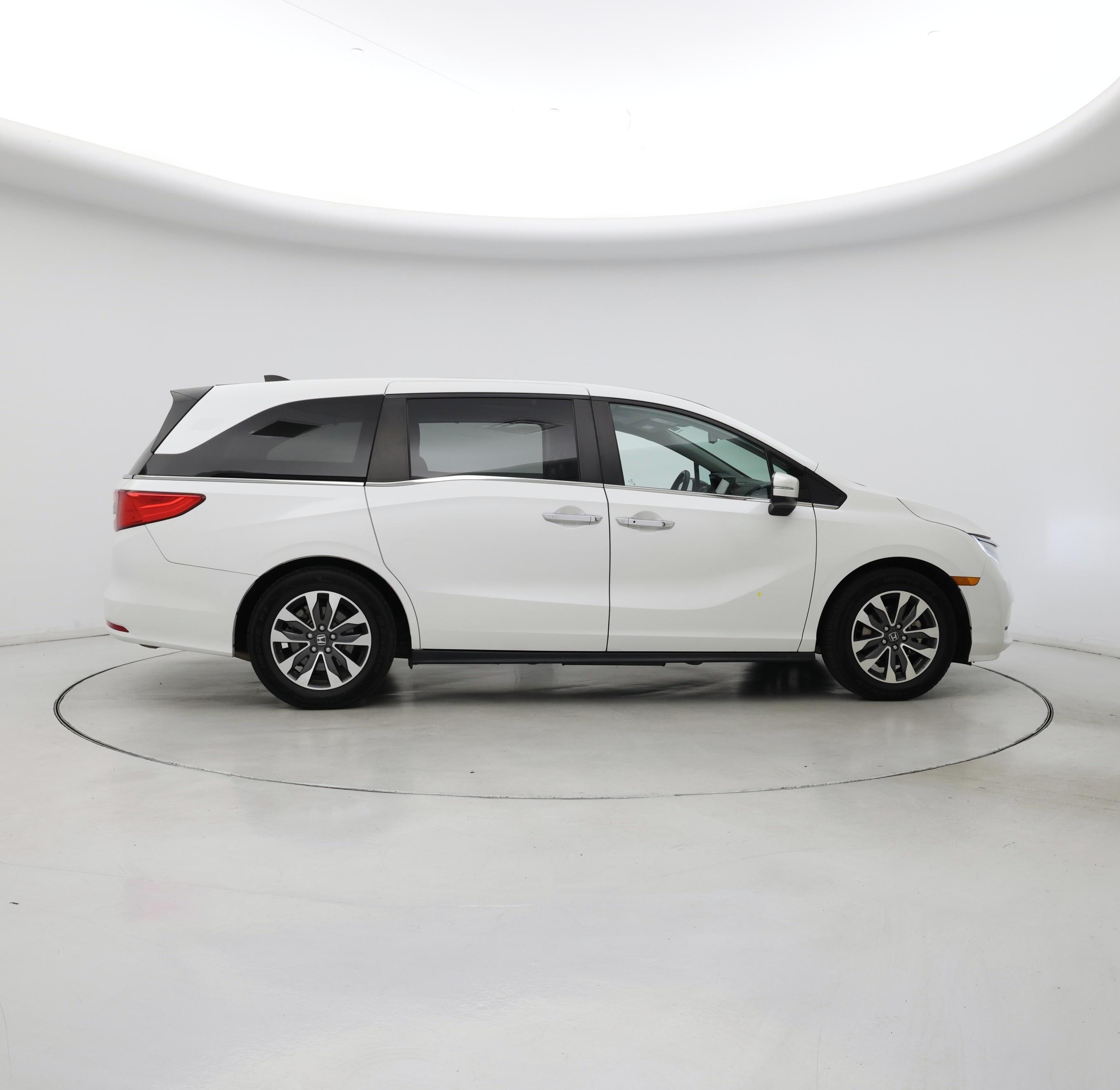 Thumbnail: 2021 Honda Odyssey - 7