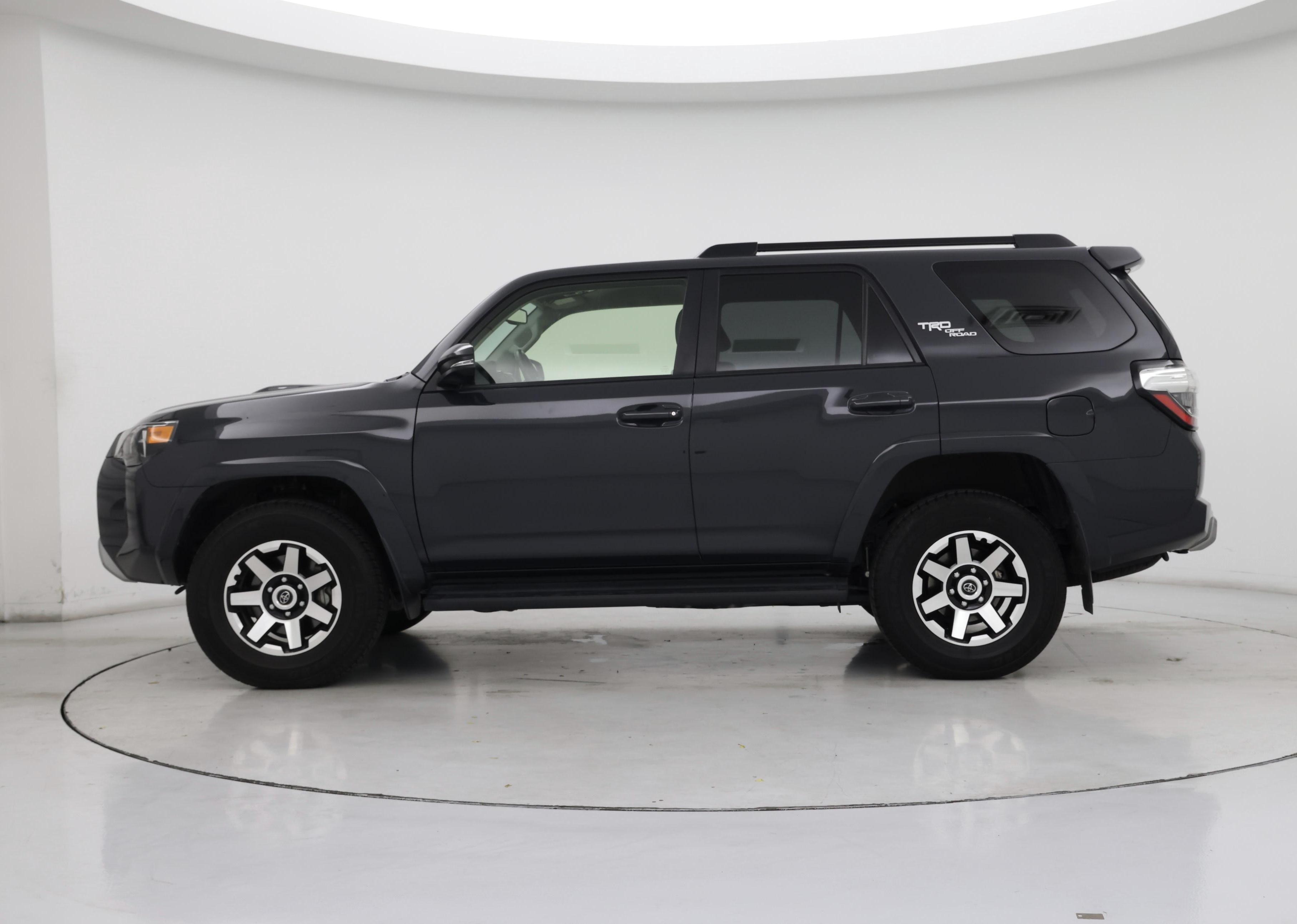 Thumbnail: 2024 Toyota 4Runner - 3
