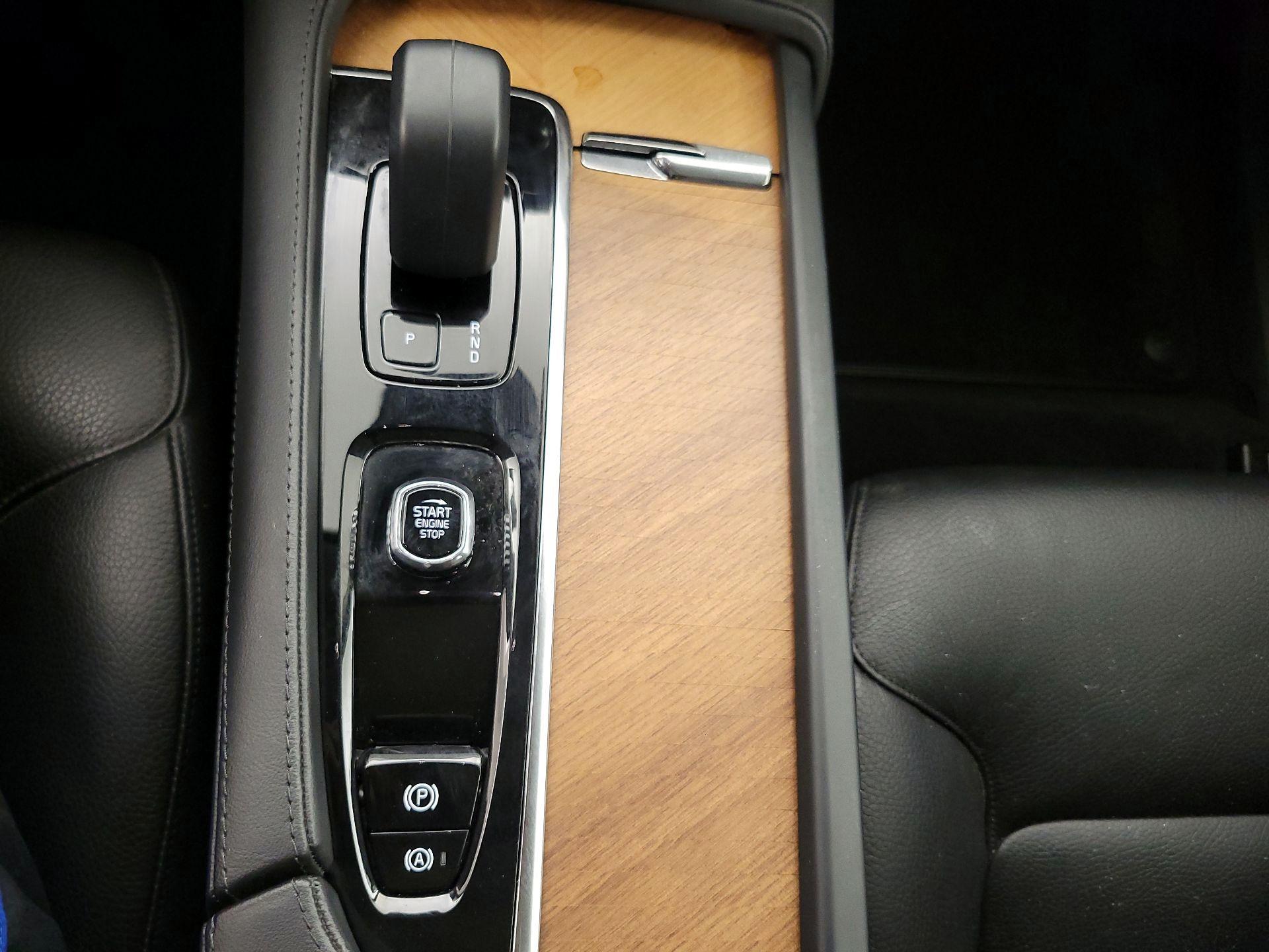Thumbnail: 2023 Volvo XC90 - 17