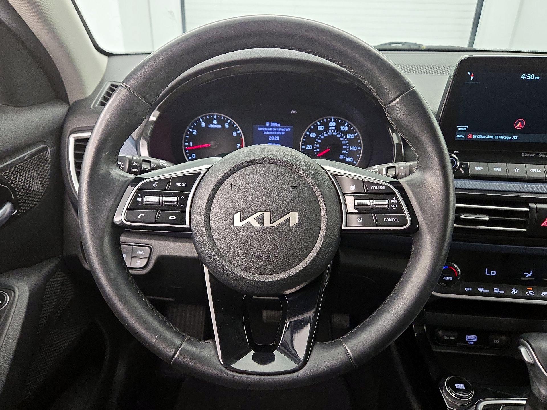 Thumbnail: 2022 Kia Seltos - 10