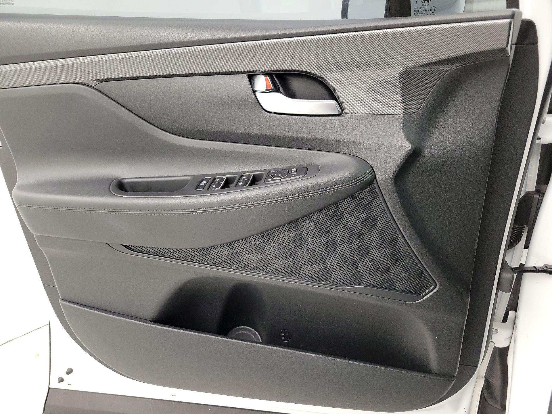 Thumbnail: 2022 Hyundai Santa Fe - 12