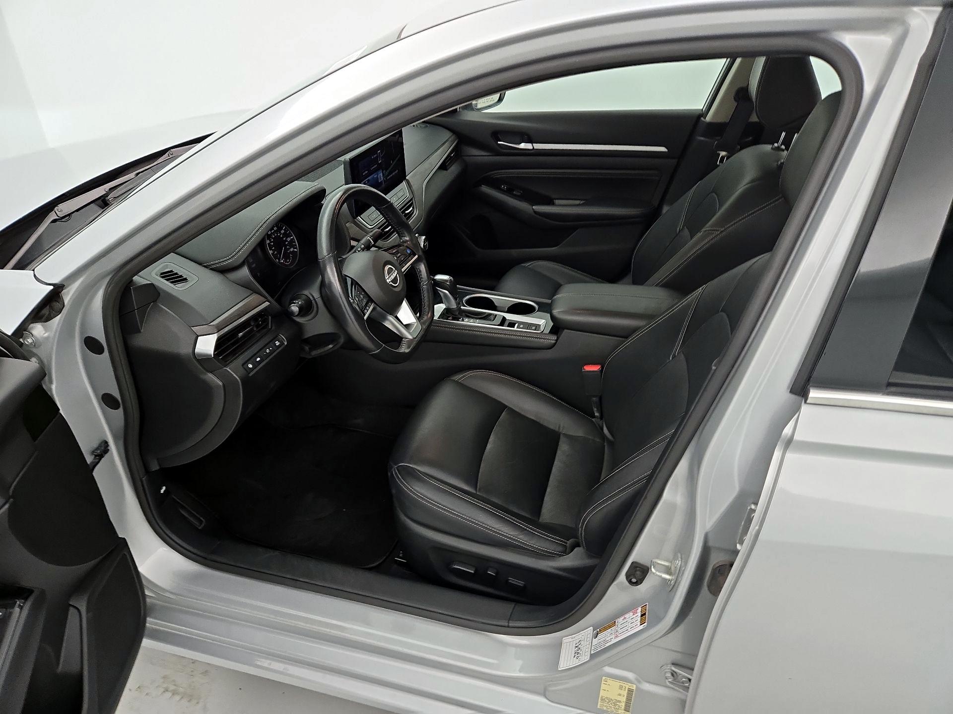 Thumbnail: 2023 Nissan Altima - 11