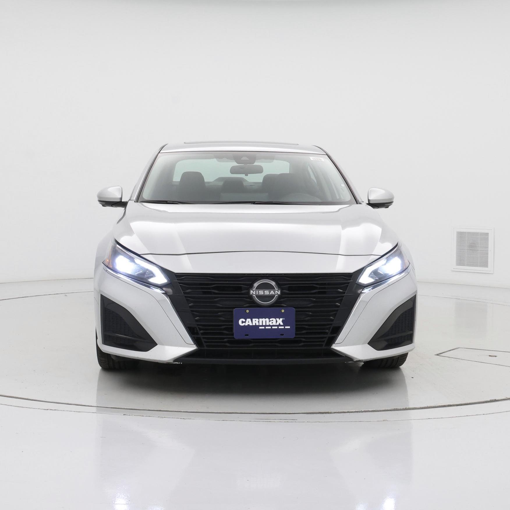 Thumbnail: 2023 Nissan Altima - 5
