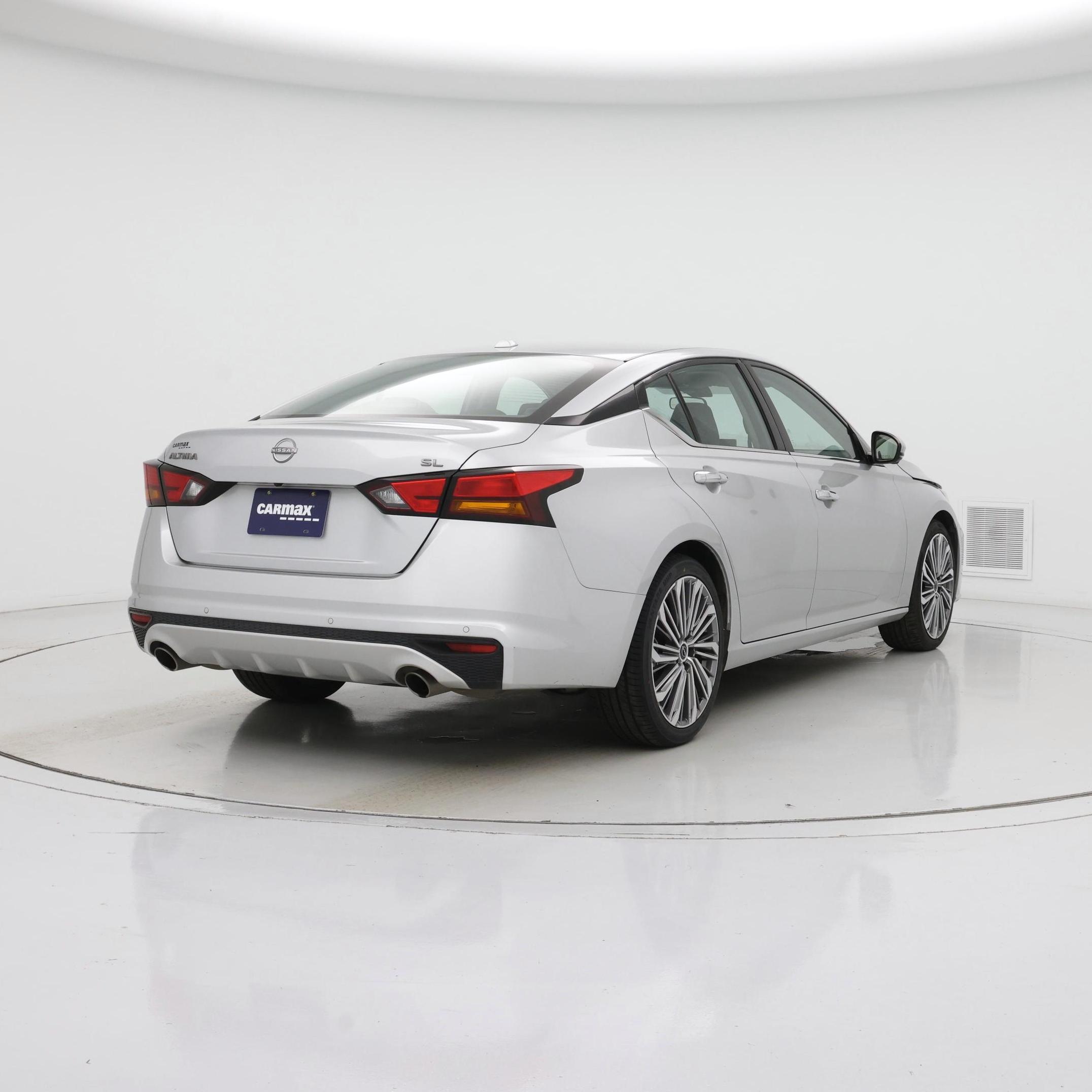 Thumbnail: 2023 Nissan Altima - 8