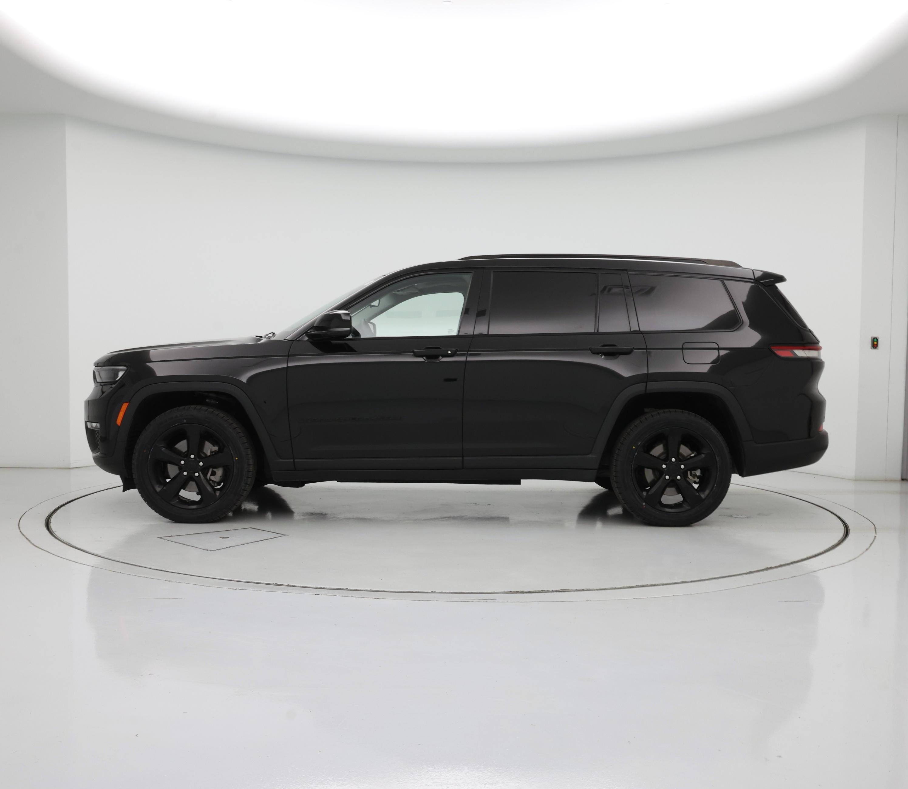 Thumbnail: 2022 Jeep Grand Cherokee L - 3