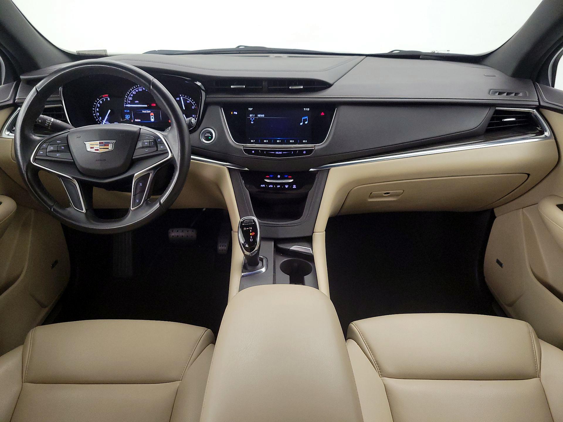 Thumbnail: 2018 Cadillac XT5 - 9
