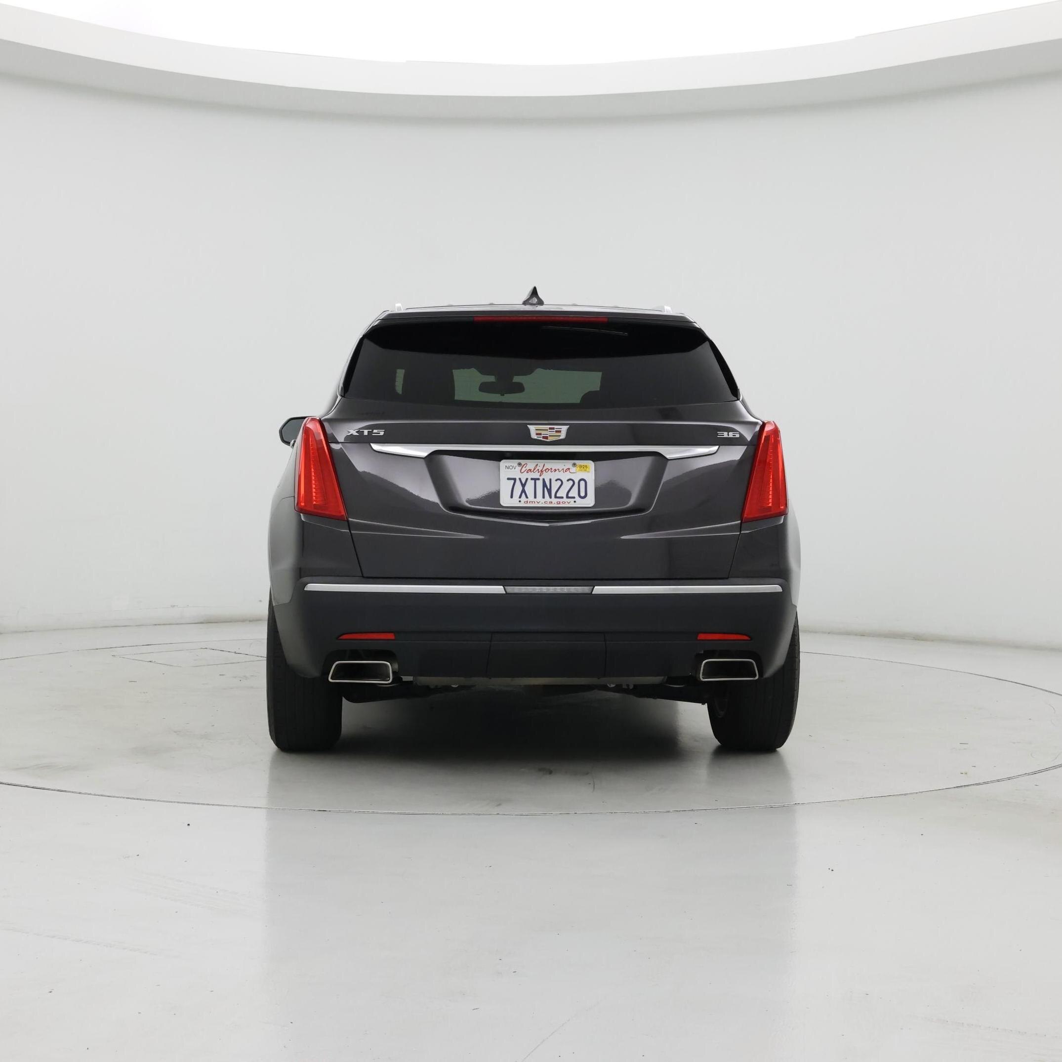 Thumbnail: 2018 Cadillac XT5 - 6