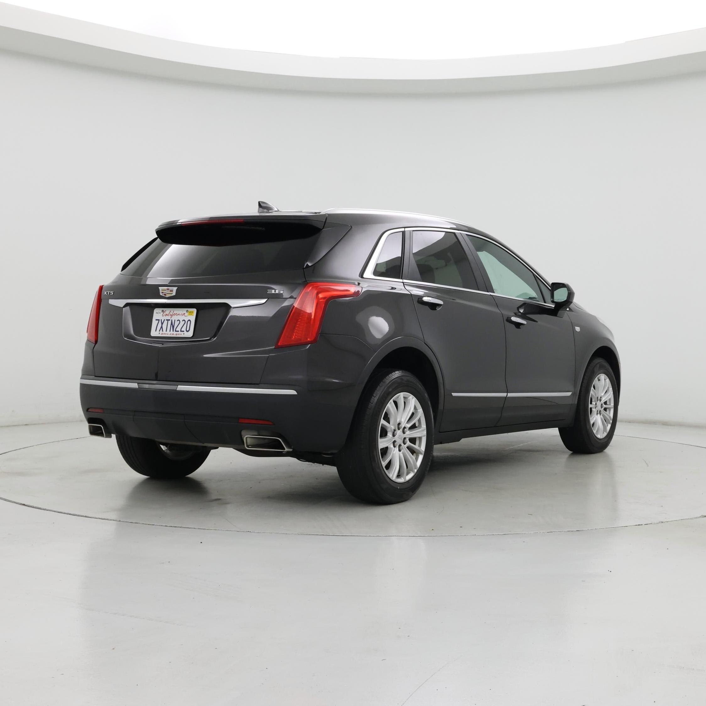 Thumbnail: 2018 Cadillac XT5 - 8