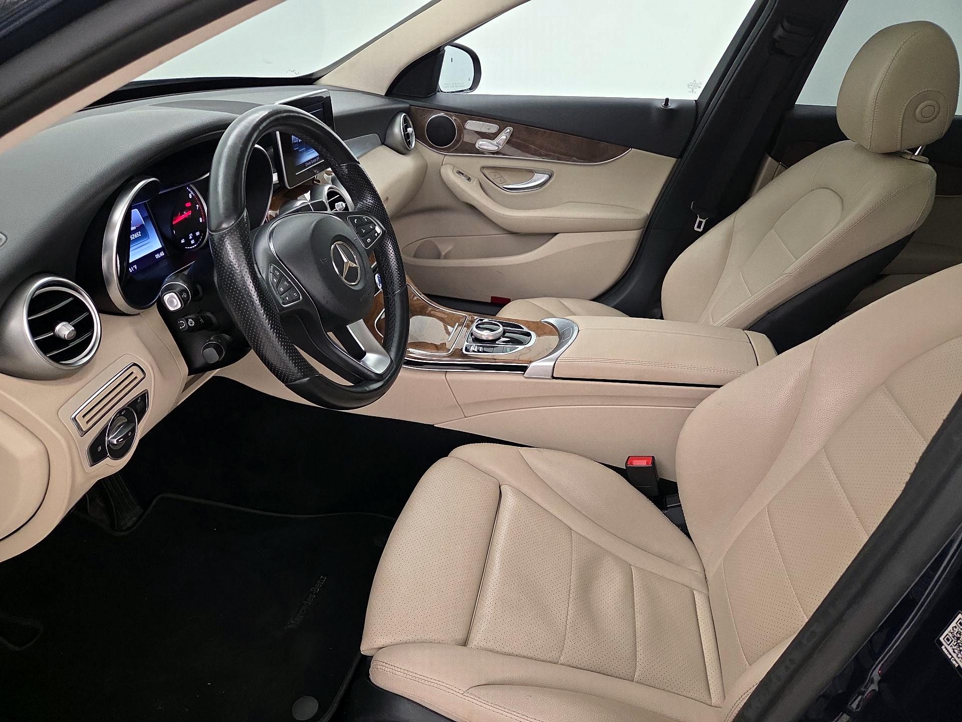 Thumbnail: 2017 Mercedes-Benz C-Class - 11